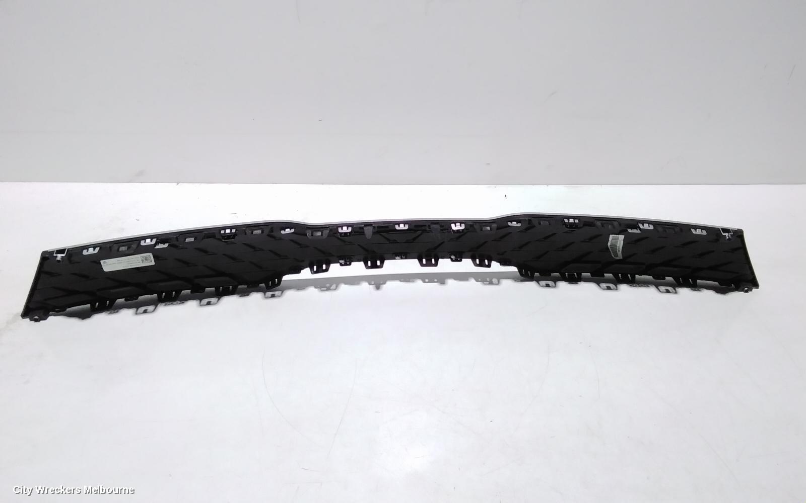 KIA RIO GRILLE, RADIATOR GRILLE, YB, S/SPORT, SILVER SURROUND TYPE, 12/2016 - 06/2020