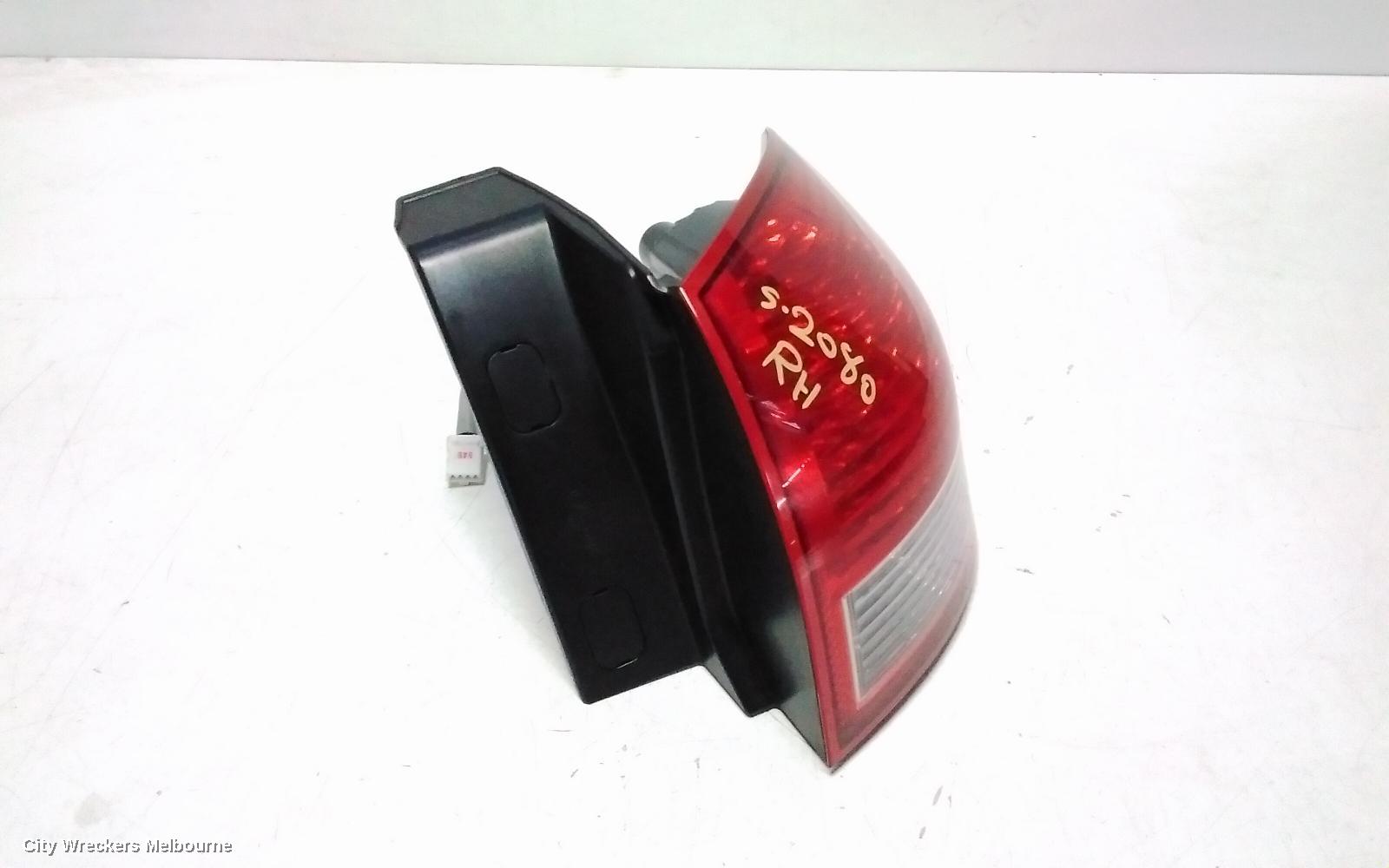SUBARU TRIBECA RIGHT TAILLIGHT, B9, IN BODY, 12/2007 - 01/2014