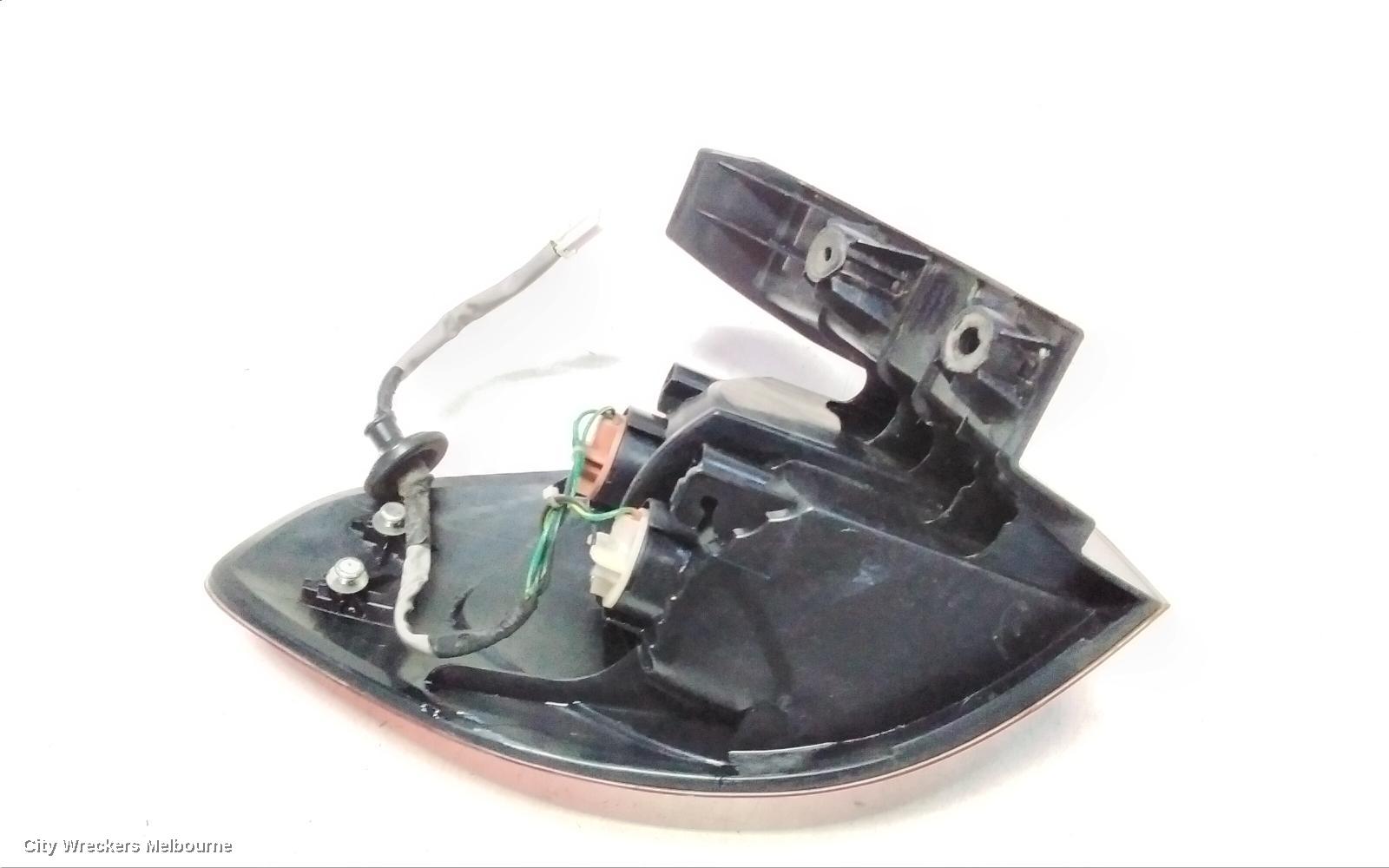 SUBARU TRIBECA RIGHT TAILLIGHT, B9, IN BODY, 12/2007 - 01/2014