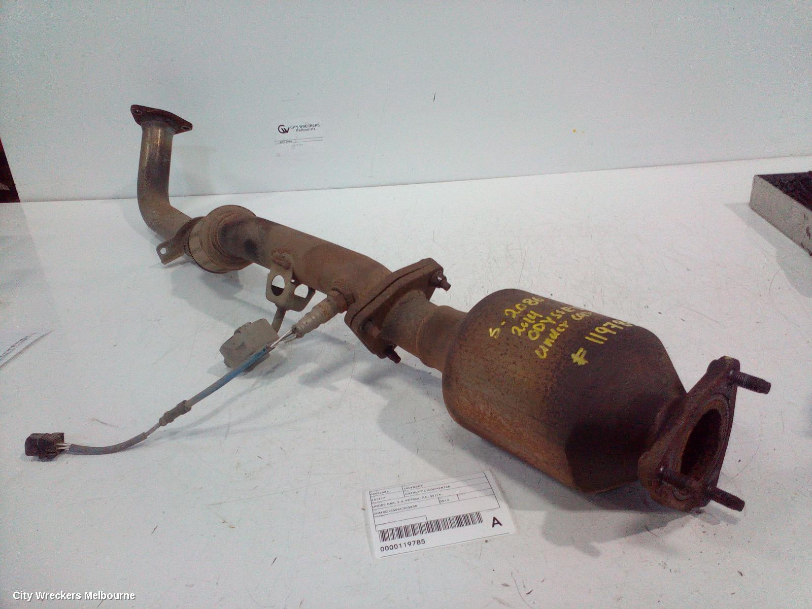 HONDA ODYSSEY CATALYTIC CONVERTER, UNDER CAR, 2.4, PETROL, RC, 02/2014 ONWARDS