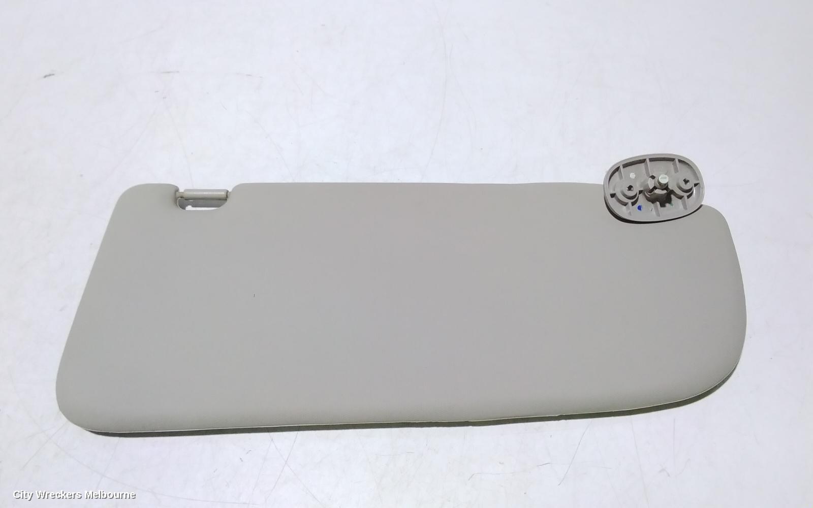 HOLDEN COLORADO SUNVISOR, RG 7, RH SIDE, 12/2012 - 06/2016