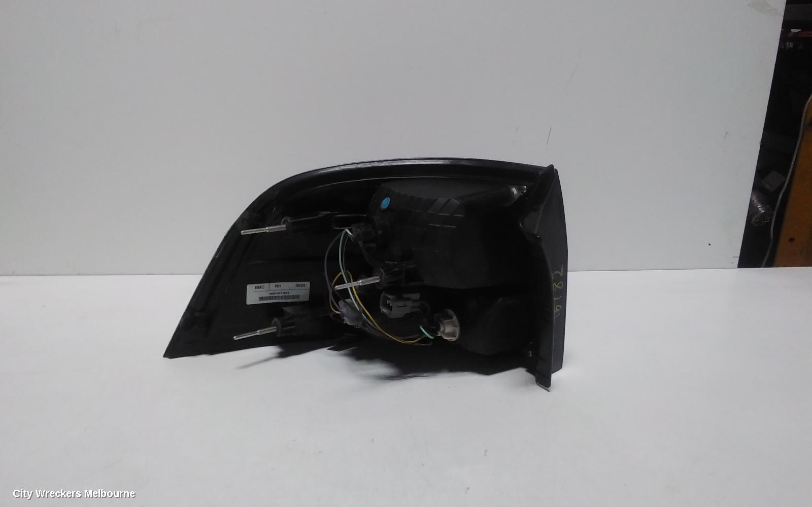 HOLDEN COMMODORE RIGHT TAILLIGHT, VE, SEDAN, OMEGA/LUMINA/SV6/SS/INTERNATIONAL/60TH ANNIV/V SERIES, 08/2006 - 04/2013