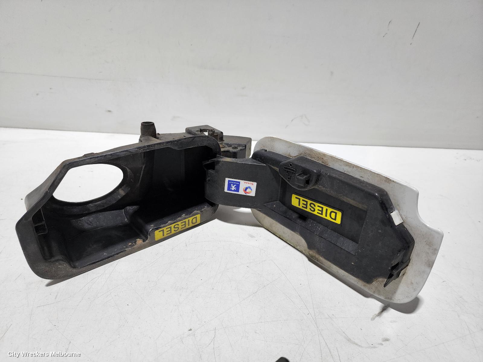 PEUGEOT PARTNER FUEL DOOR / FILLER, FUEL FLAP & HOUSING, B9, 09/2008 - 11/2012