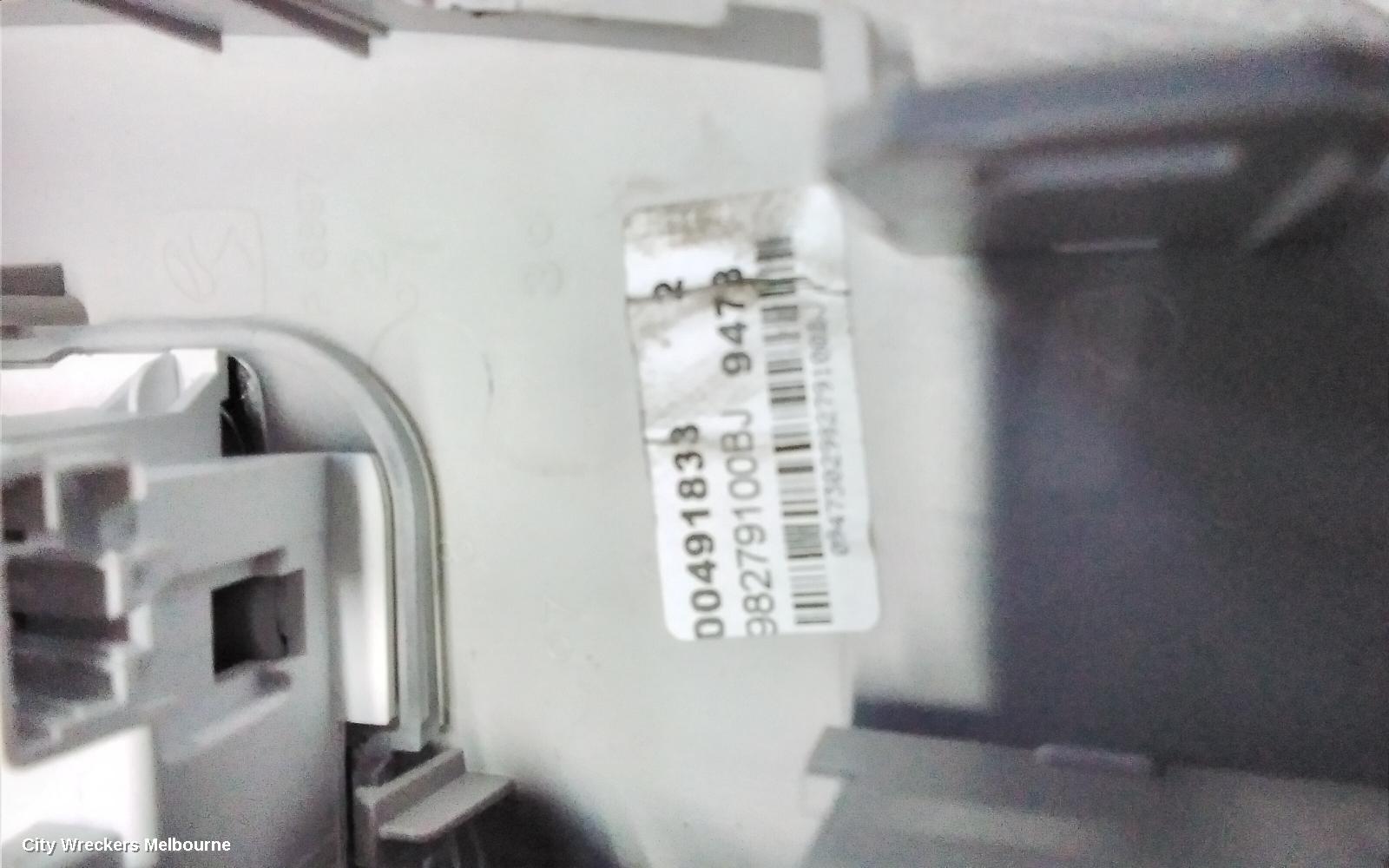 PEUGEOT EXPERT COURTESY LIGHT, K0, 04/2018 ONWARDS
