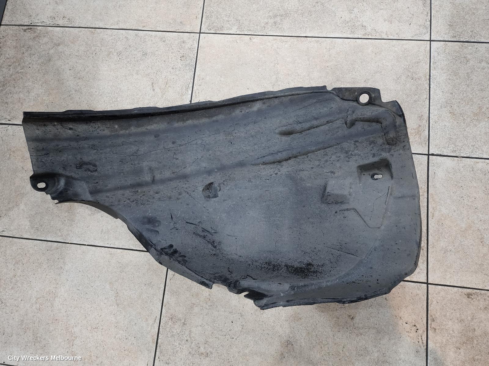 LAND ROVER DISCOVERY SPORT LEFT GUARD LINER, L550, FRONT ASSY, 01/2015 - 06/2019