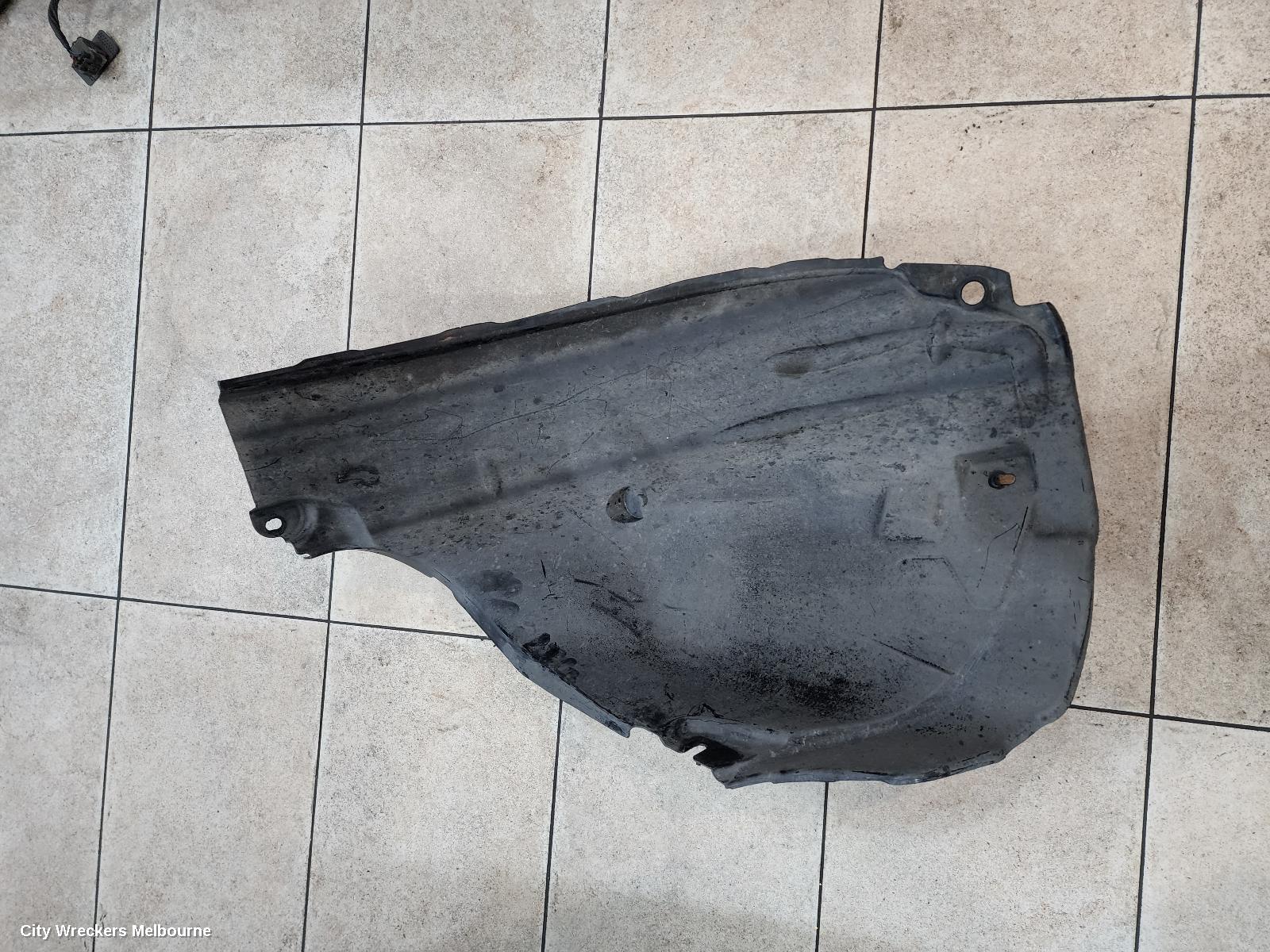 LAND ROVER DISCOVERY SPORT LEFT GUARD LINER, L550, FRONT ASSY, 01/2015 - 06/2019