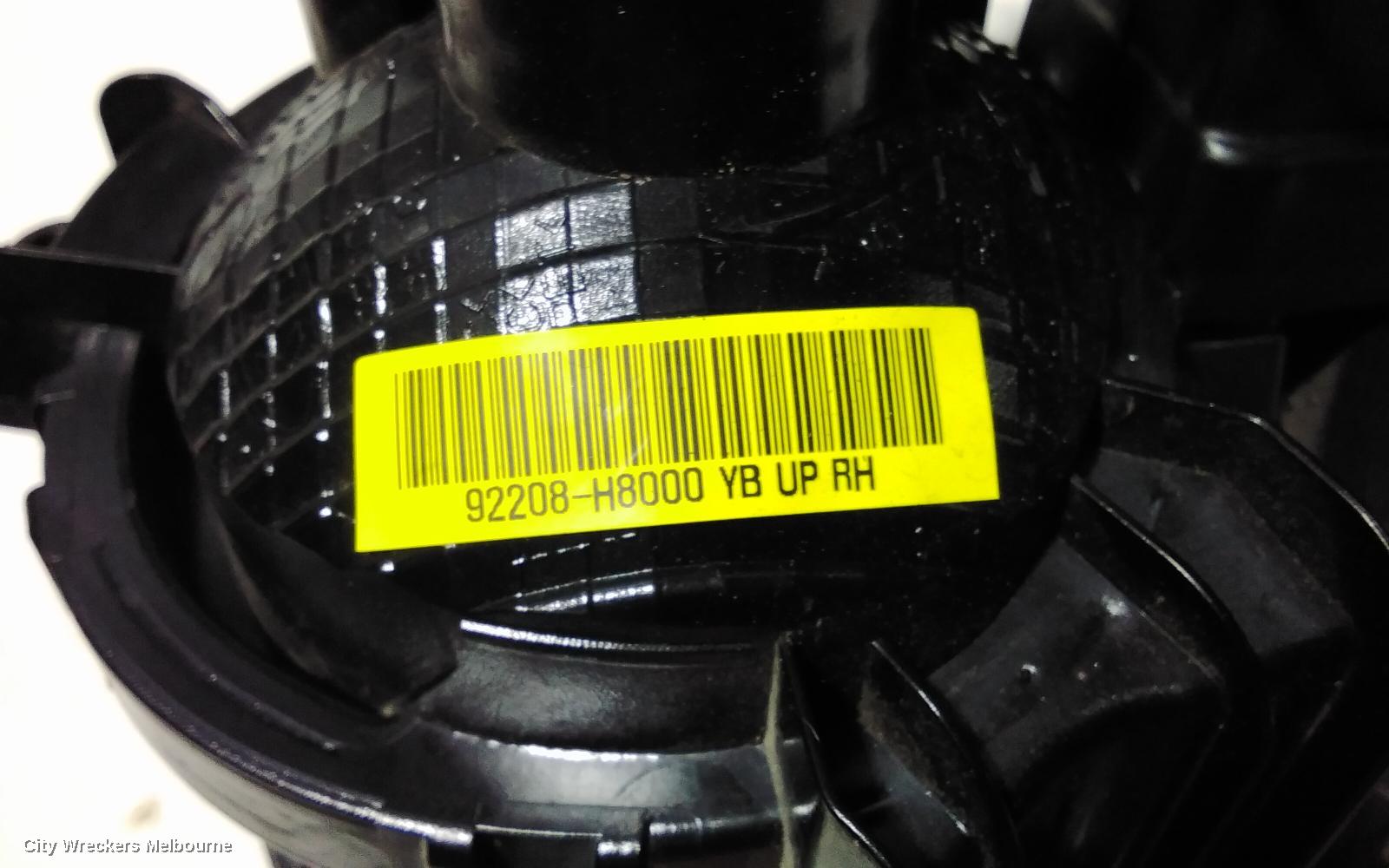 KIA RIO RIGHT INDICATOR/FOG/SIDE, BUMPER FOGLAMP, YB, PROJECTOR TYPE, 12/2016 ONWARDS