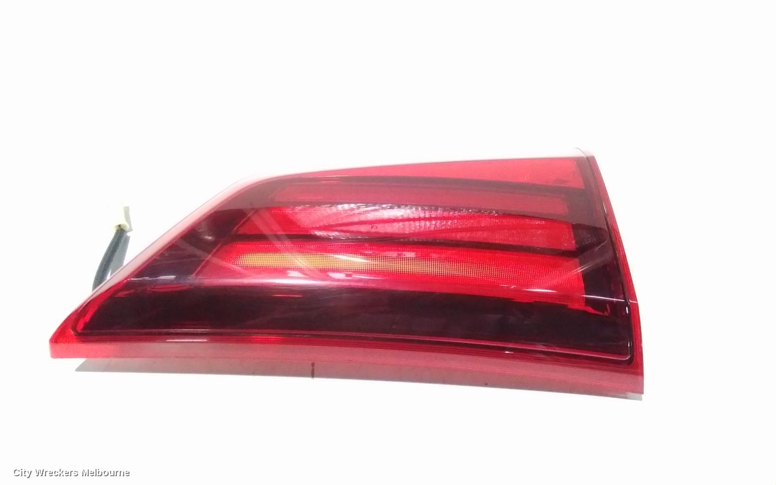 MITSUBISHI OUTLANDER REAR GARNISH, TAILGATE LAMP (LH SIDE), ZK-ZL, 04/2015 - 07/2021