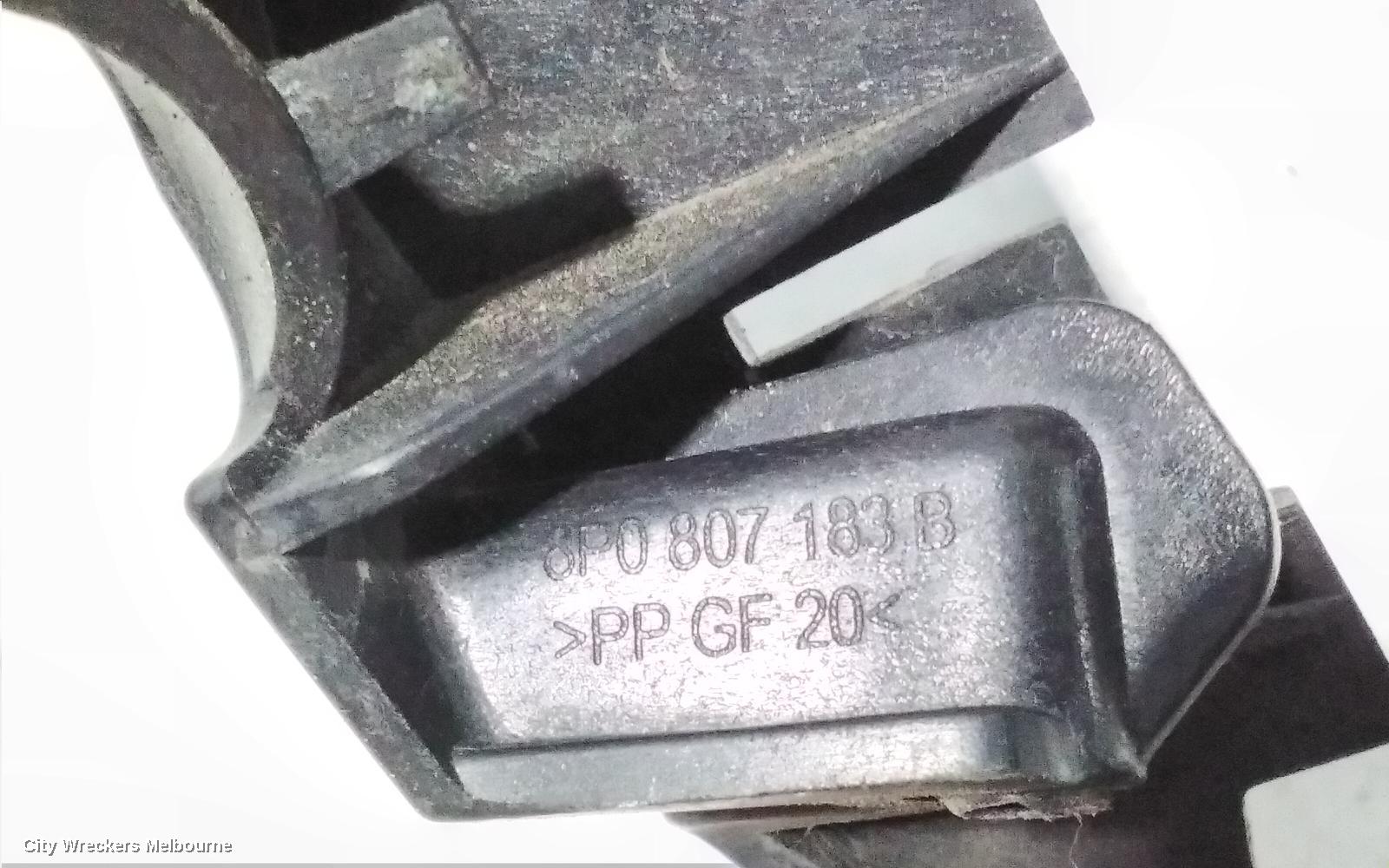 AUDI A3, 8P, 06/2004 - 02/2013, LHF BAR SLIDER: 94086