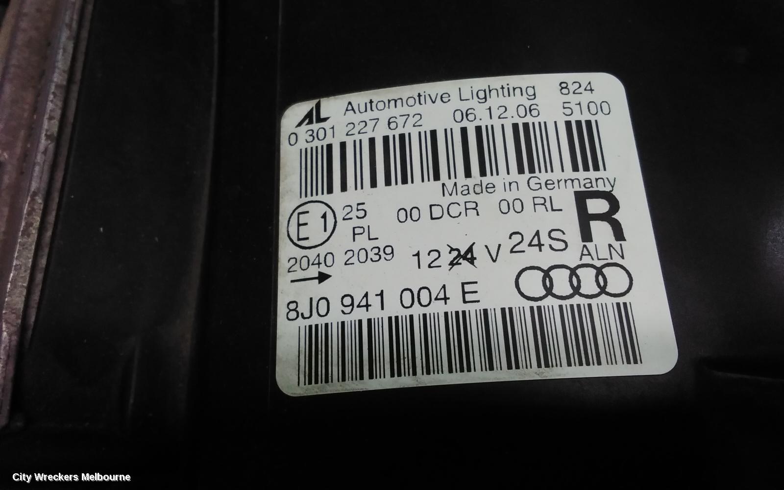 AUDI TT RIGHT HEADLAMP, 8J, XENON TYPE, 09/2006 - 08/2010