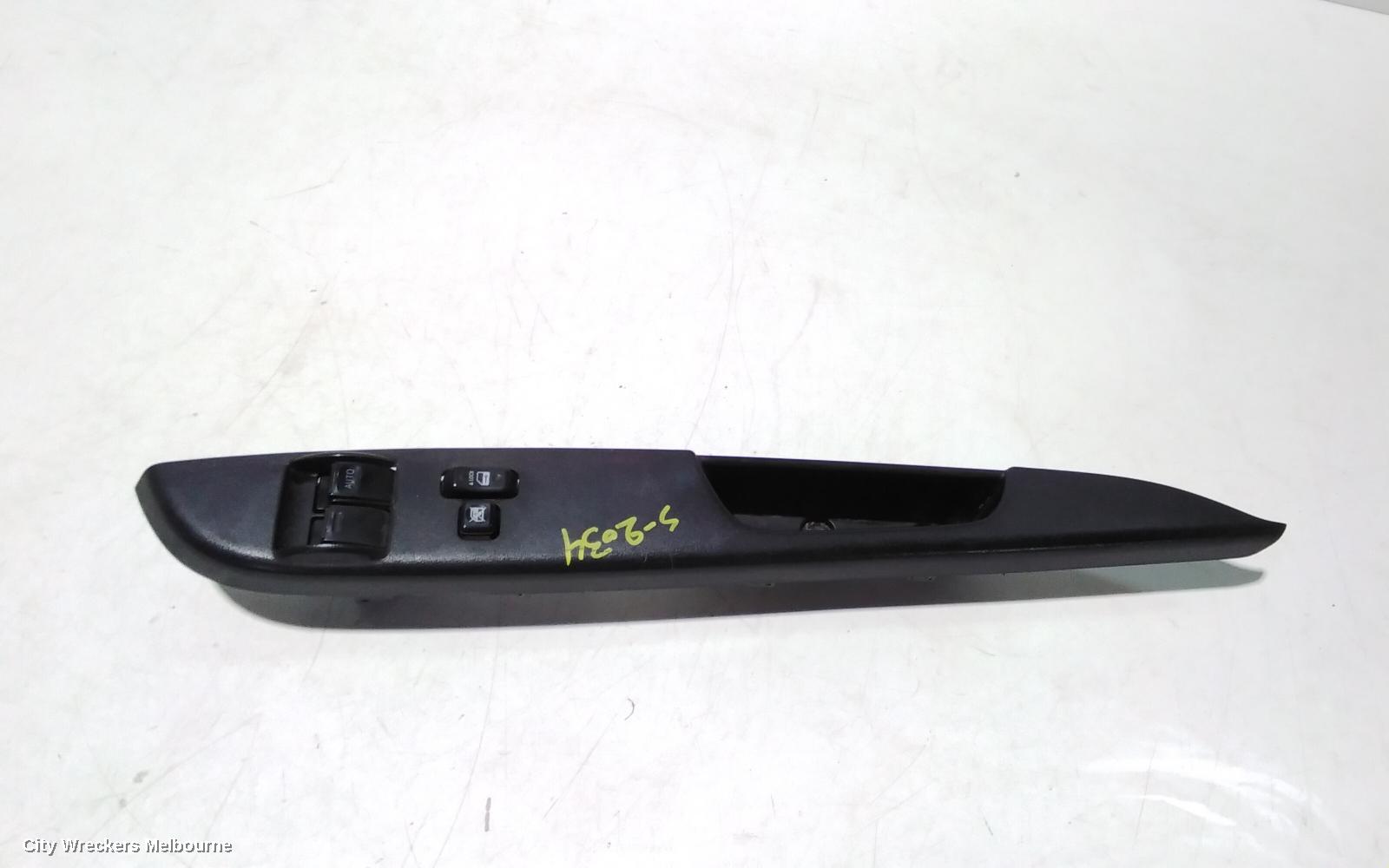 TOYOTA HIACE PWR DR WIND SWITCH, RH FRONT (MASTER SWITCH), TRH/KDH, 03/2005 - 02/2014
