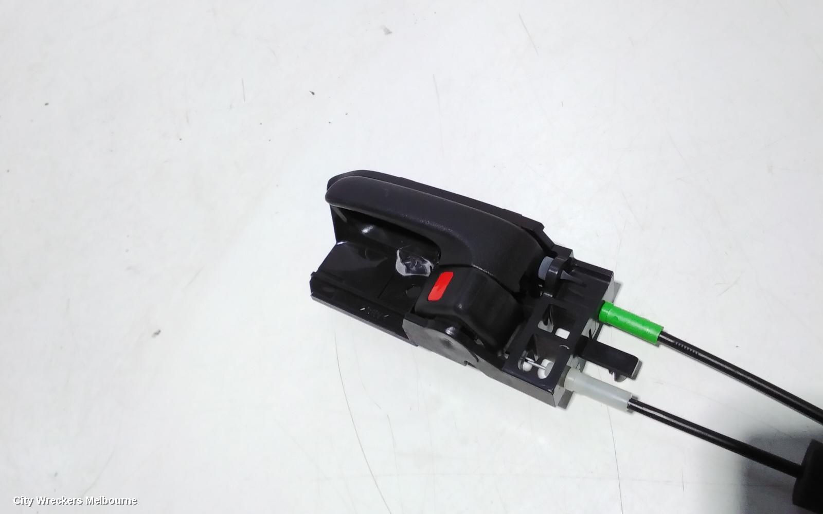 TOYOTA HIACE DOOR/BOOT/GATE LOCK, LEFT FRONT DOOR LOCK, TRH/KDH, 03/2005 - 04/2019