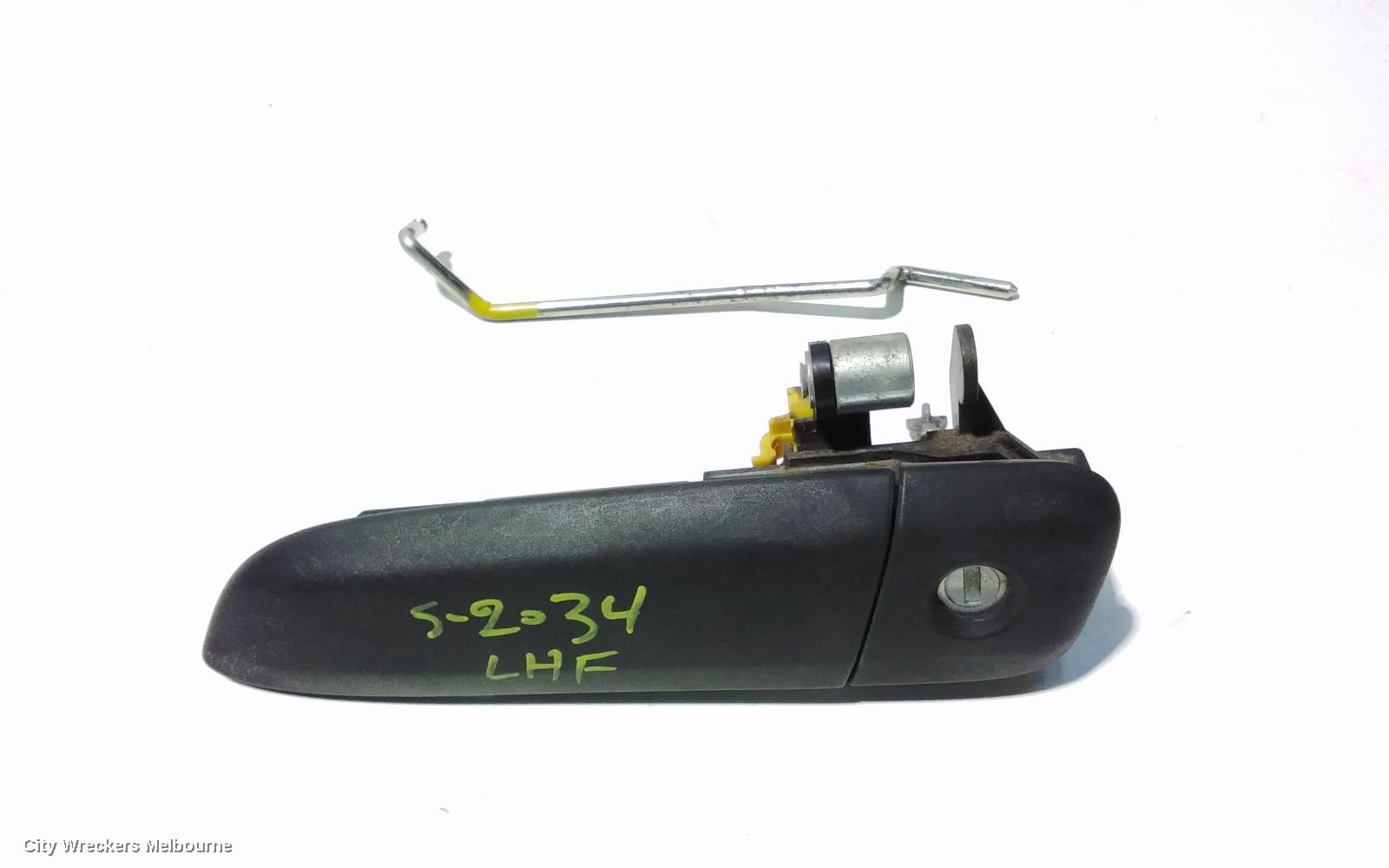TOYOTA HIACE DOOR HANDLE, OUTER, LH FRONT, TRH/KDH, 03/2005 - 04/2019