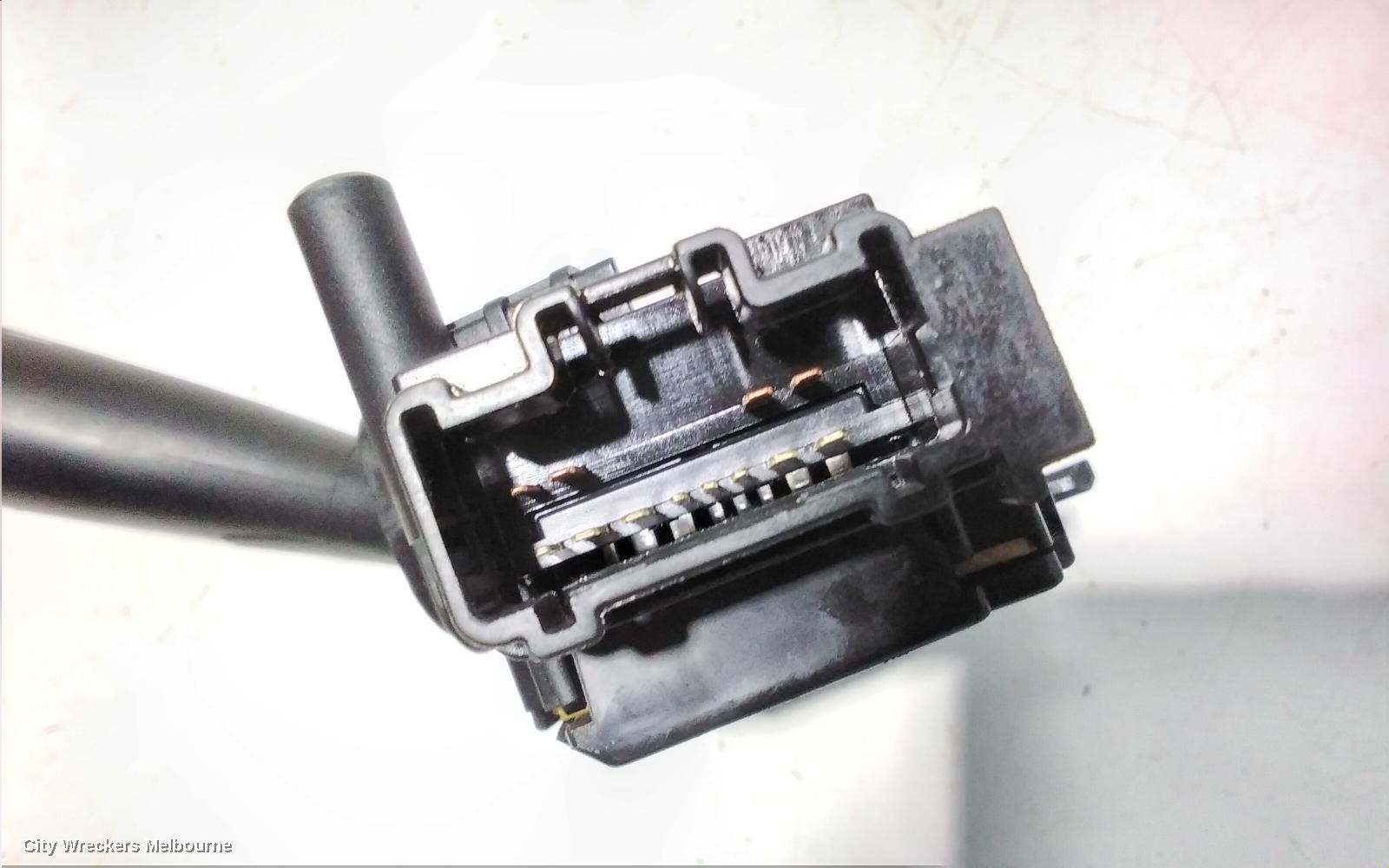 TOYOTA HIACE COMBINATION SWITCH, FLASHER SWITCH, TRH/KDH, 03/2005 - 01/2014
