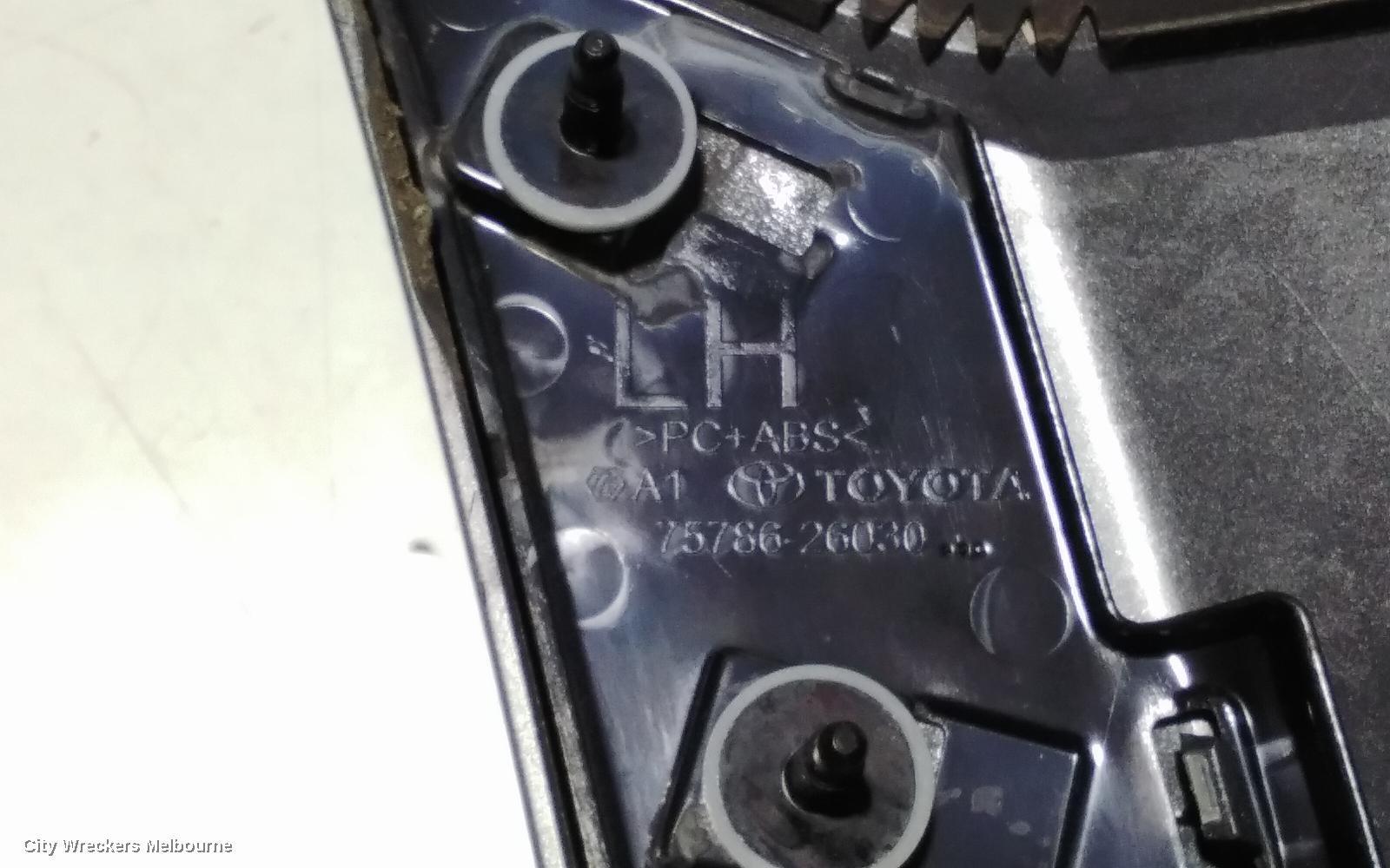 TOYOTA HIACE, 300 SERIES, 02/2019 ONWARDS, BONNET MOULD: 94191