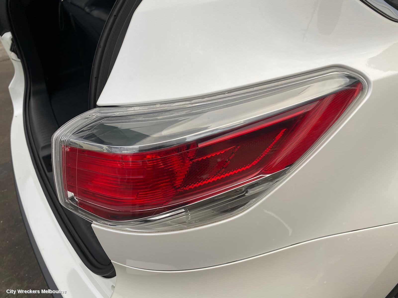 TOYOTA KLUGER ROOF RAIL