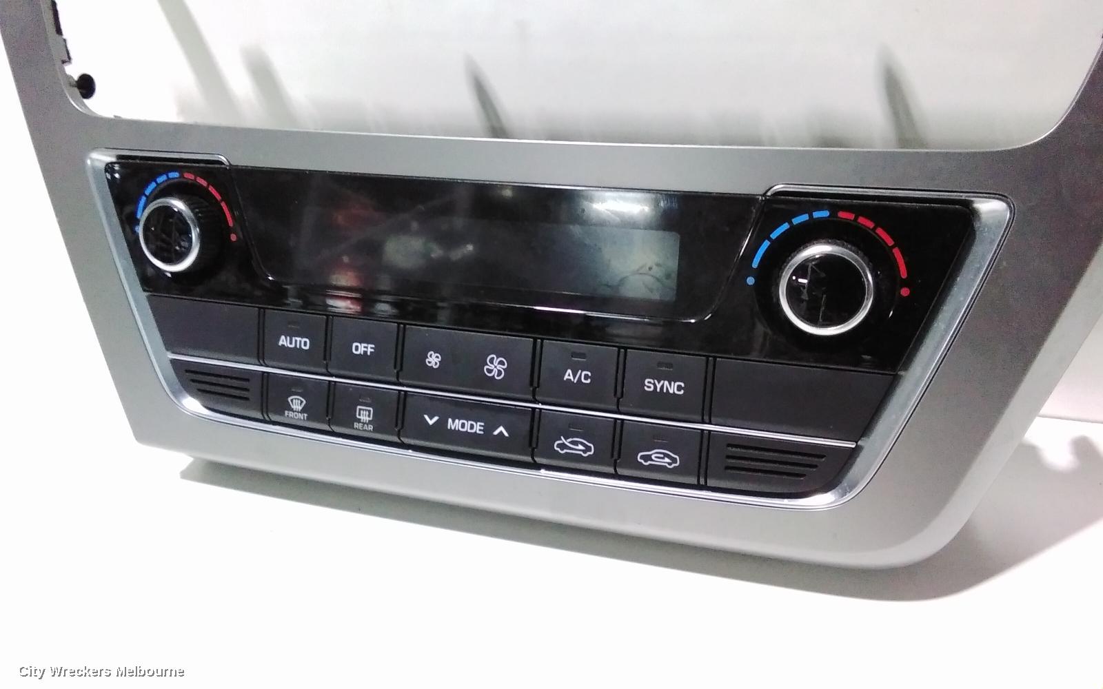 HYUNDAI SONATA HEATER/AC CONTROLS, CLIMATE CONTROL TYPE, LF, 10/2014 - 07/2017