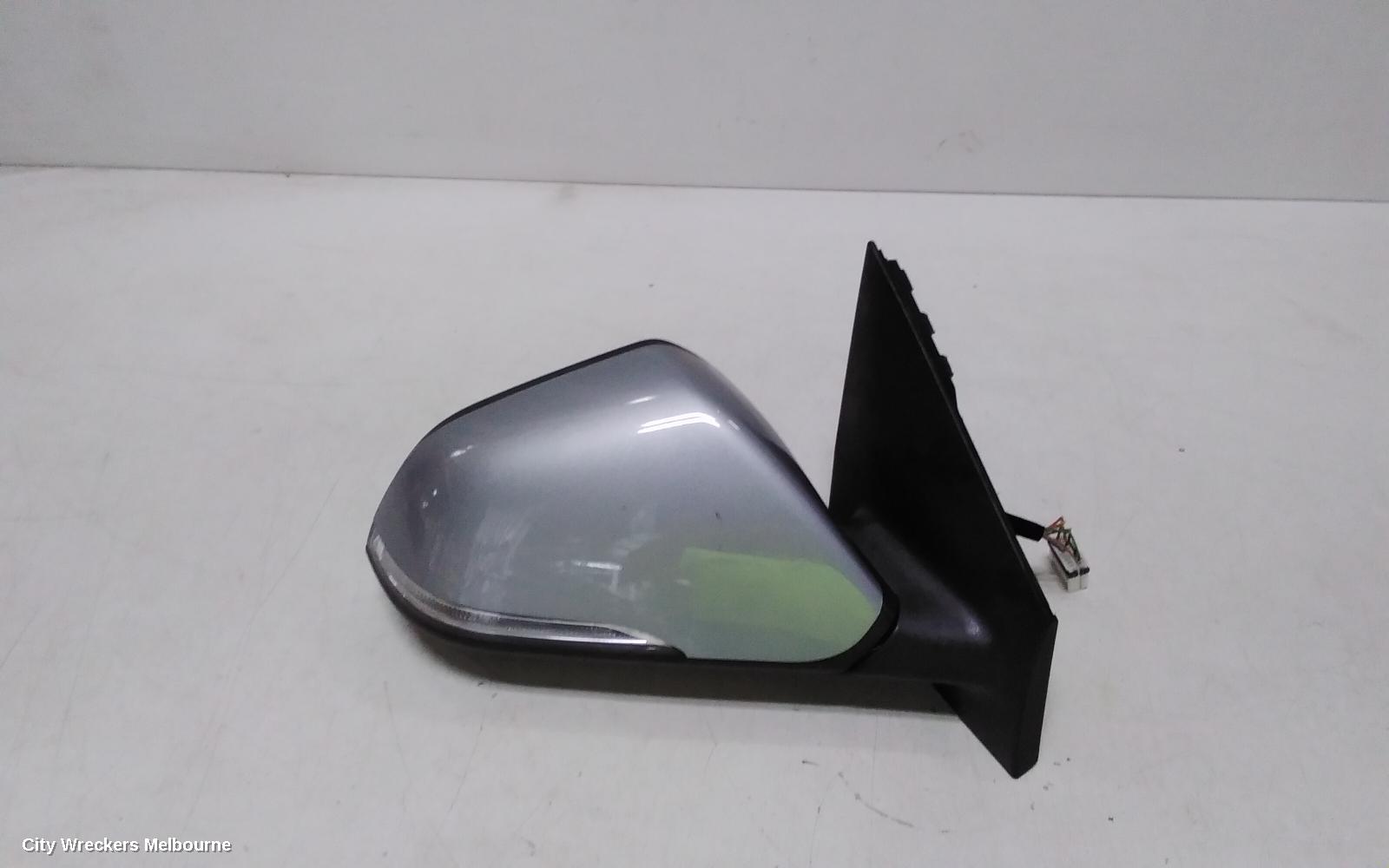 HYUNDAI SONATA RIGHT DOOR MIRROR, LF, COLOUR CODED, POWER FOLDING, NON HEATED & NON PUDDLE LAMP TYPE, 10/2014 - 07/2017