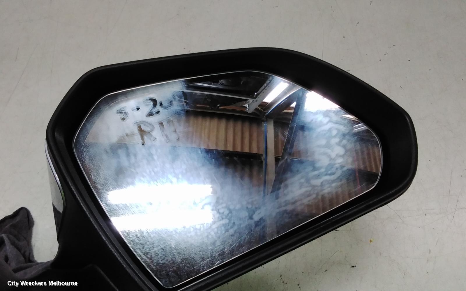HYUNDAI SONATA RIGHT DOOR MIRROR, LF, COLOUR CODED, POWER FOLDING, NON HEATED & NON PUDDLE LAMP TYPE, 10/2014 - 07/2017