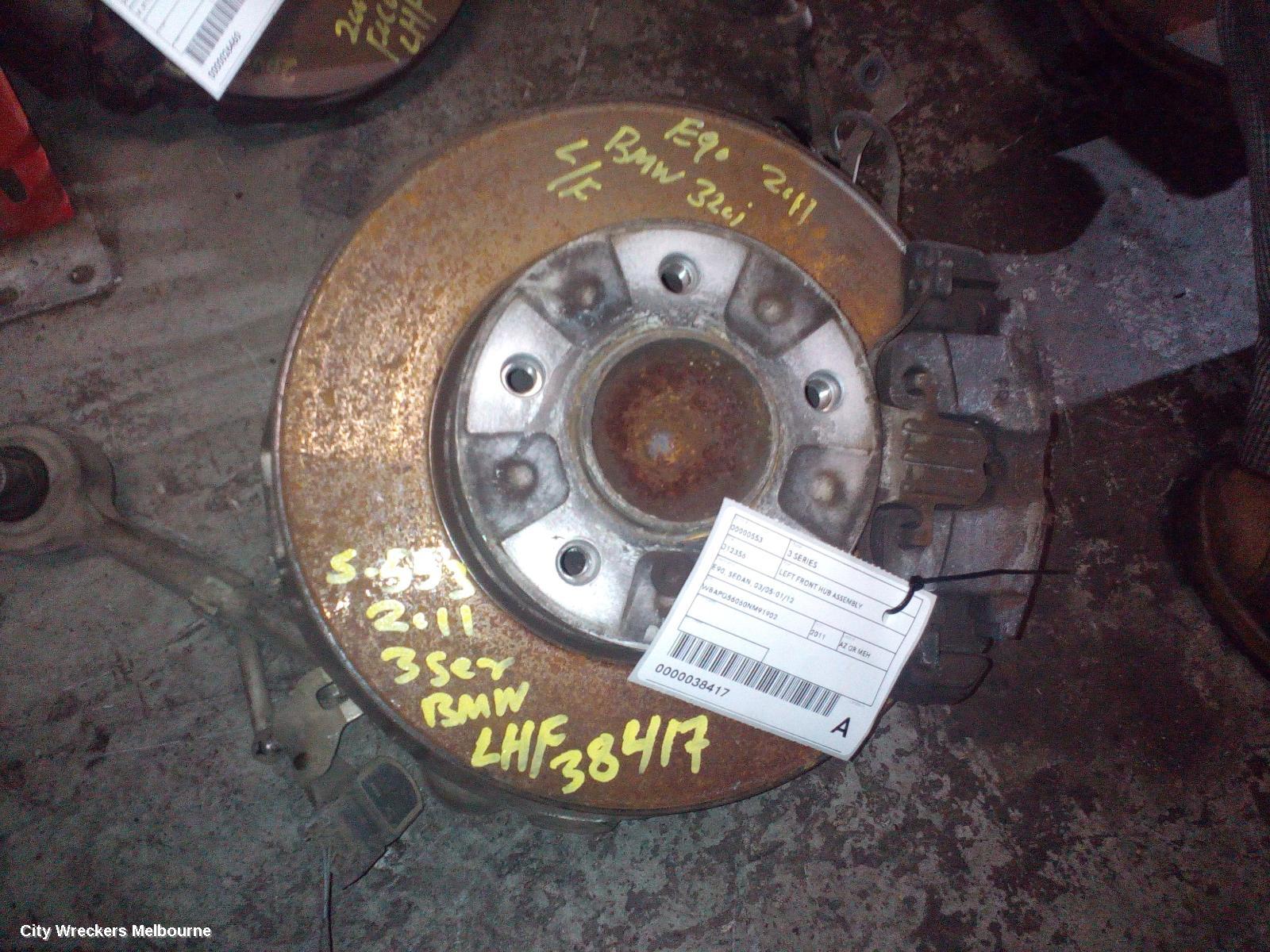 BMW 3 SERIES LEFT FRONT HUB ASSEMBLY, E90, SEDAN, 03/2005 - 01/2012