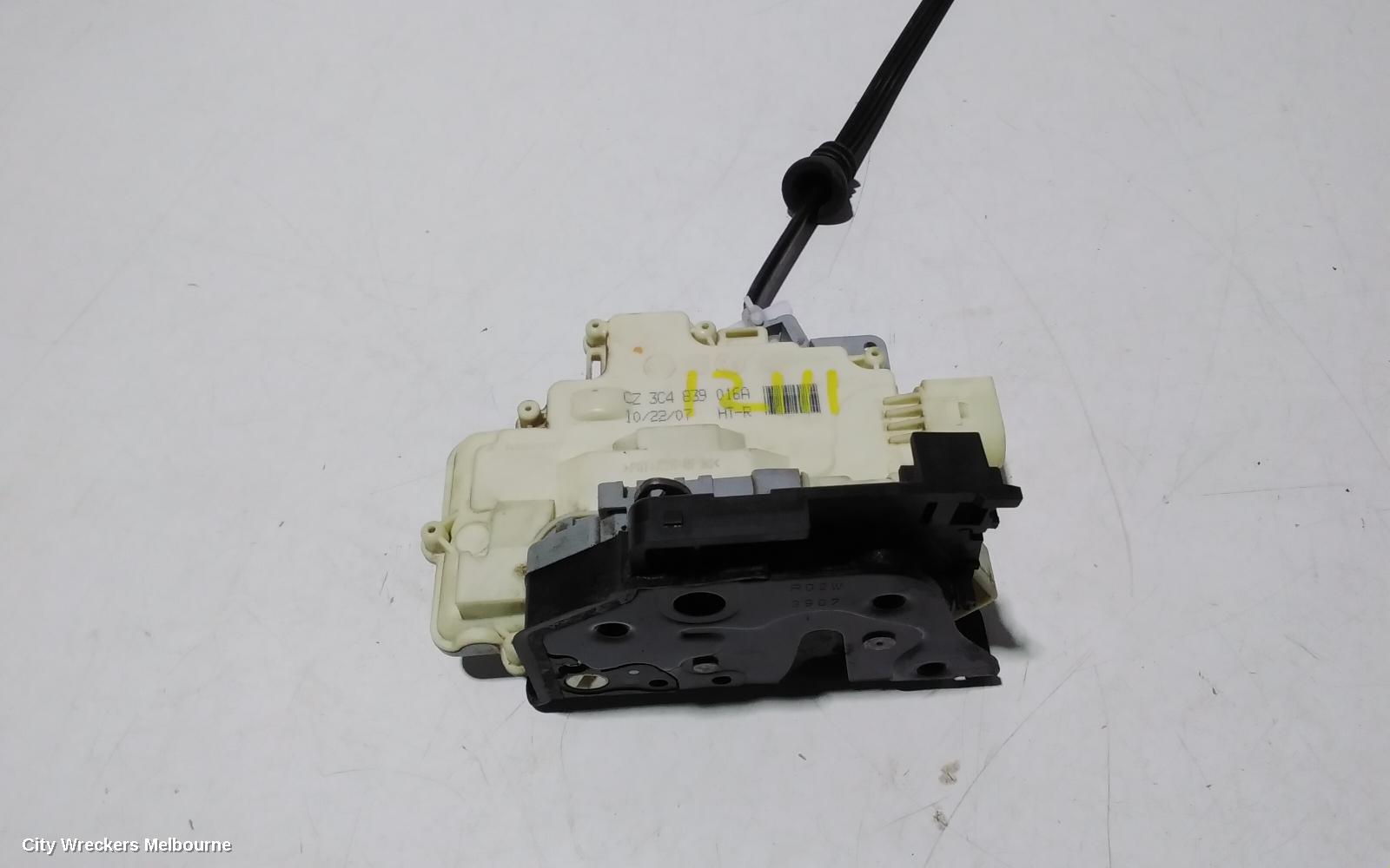 VOLKSWAGEN PASSAT DOOR/BOOT/GATE LOCK, RIGHT REAR DOOR LOCK, 3C/MK6 B6-B7, SEDAN/WAGON, P/N 3C4839016A, 03/2006 - 05/2015