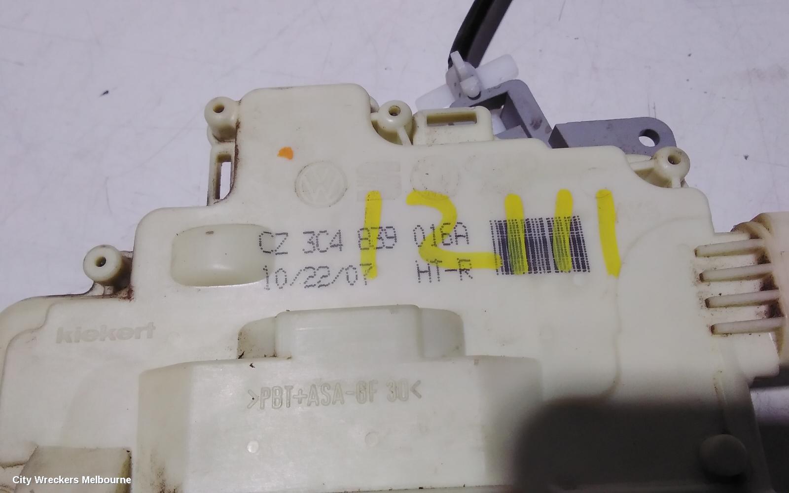 VOLKSWAGEN PASSAT DOOR/BOOT/GATE LOCK, RIGHT REAR DOOR LOCK, 3C/MK6 B6-B7, SEDAN/WAGON, P/N 3C4839016A, 03/2006 - 05/2015