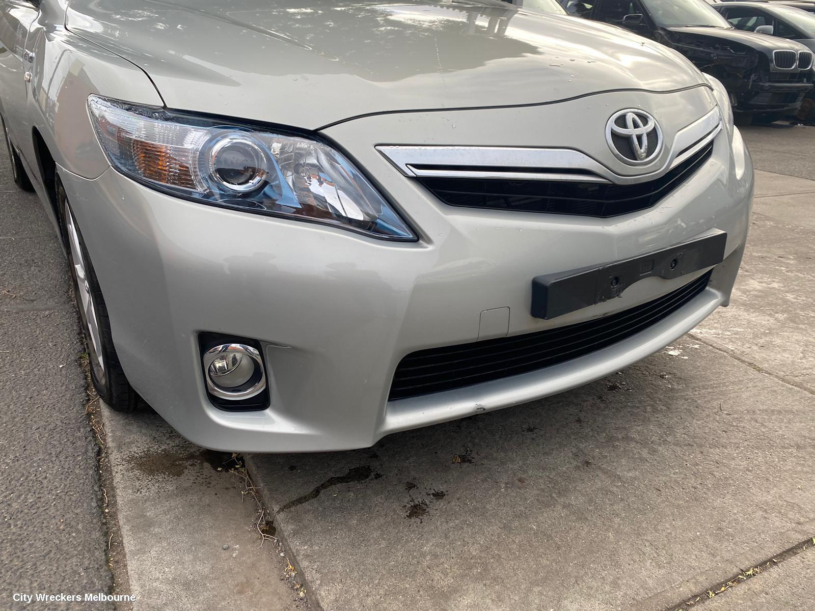TOYOTA CAMRY REAR GARNISH, BOOTLID LAMP (RH SIDE), HYBRID, LED TYPE, AHV40, 12/2009 - 11/2011
