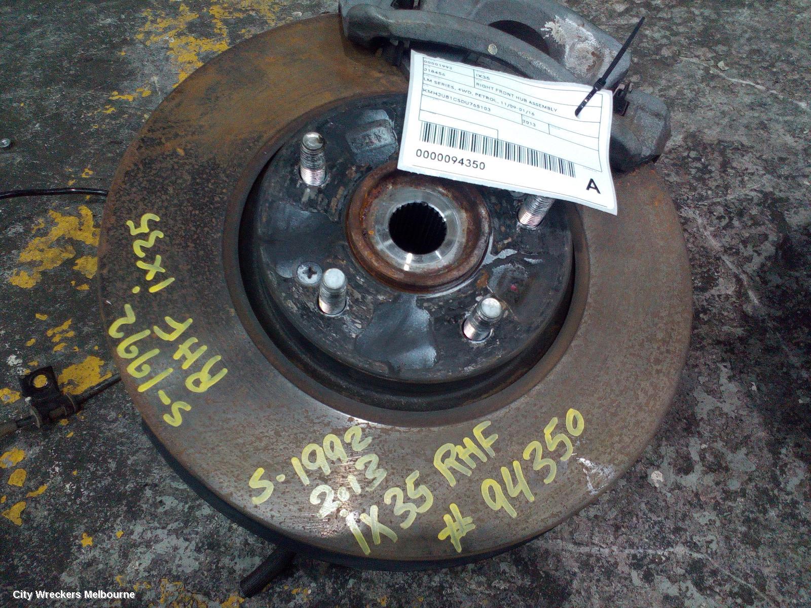 HYUNDAI IX35 RIGHT FRONT HUB ASSEMBLY, LM SERIES, 4WD, PETROL, 11/2009 - 01/2016