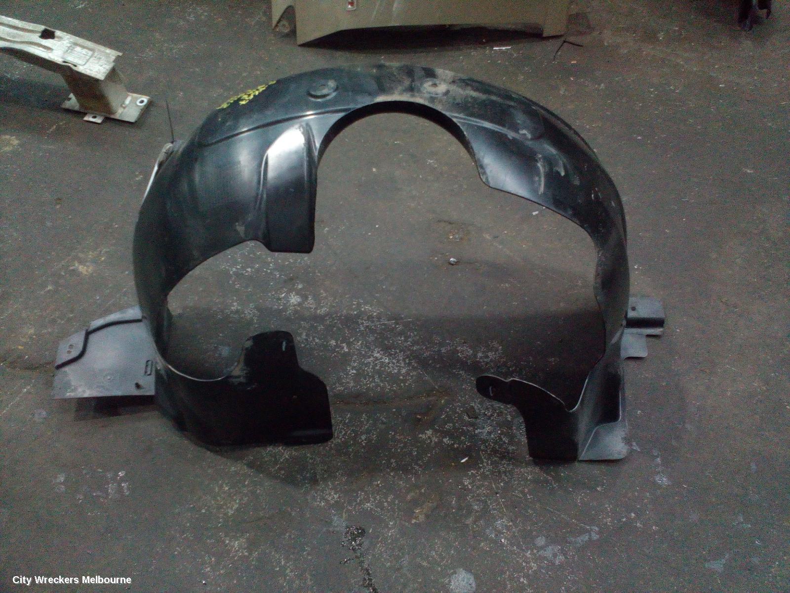 HOLDEN CRUZE RIGHT GUARD LINER, FRONT, JG, 03/2009 - 02/2011