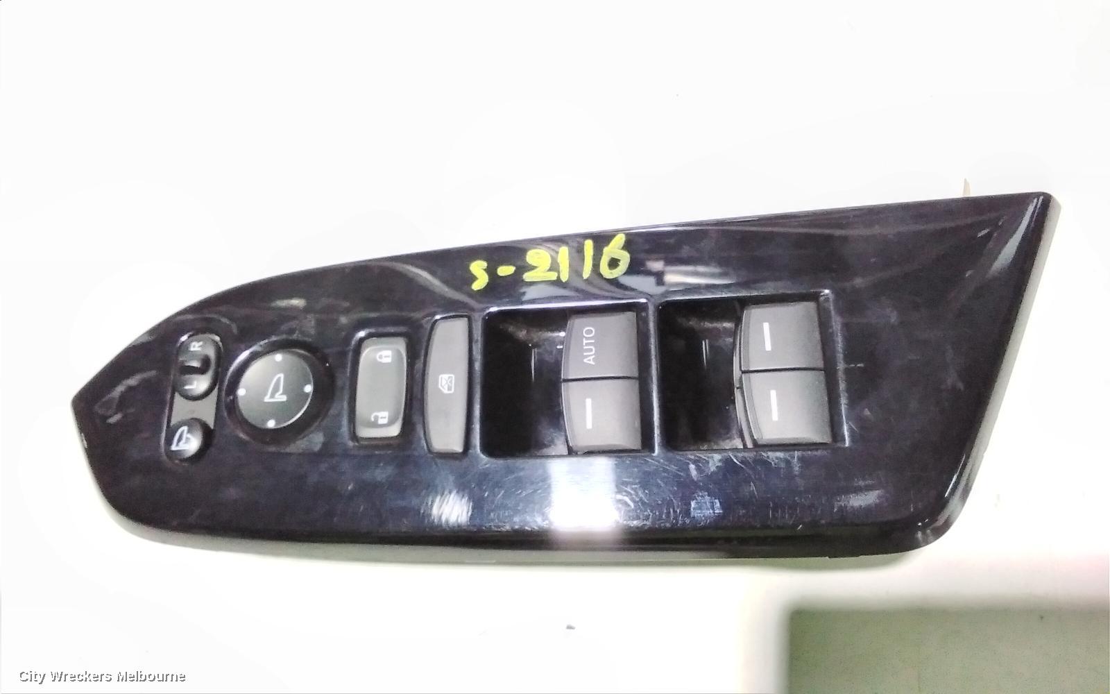 HONDA CRV PWR DR WIND SWITCH, RH FRONT (MASTER SWITCH), AUTO DOWN RHF ONLY, RM, 11/2014 - 04/2017