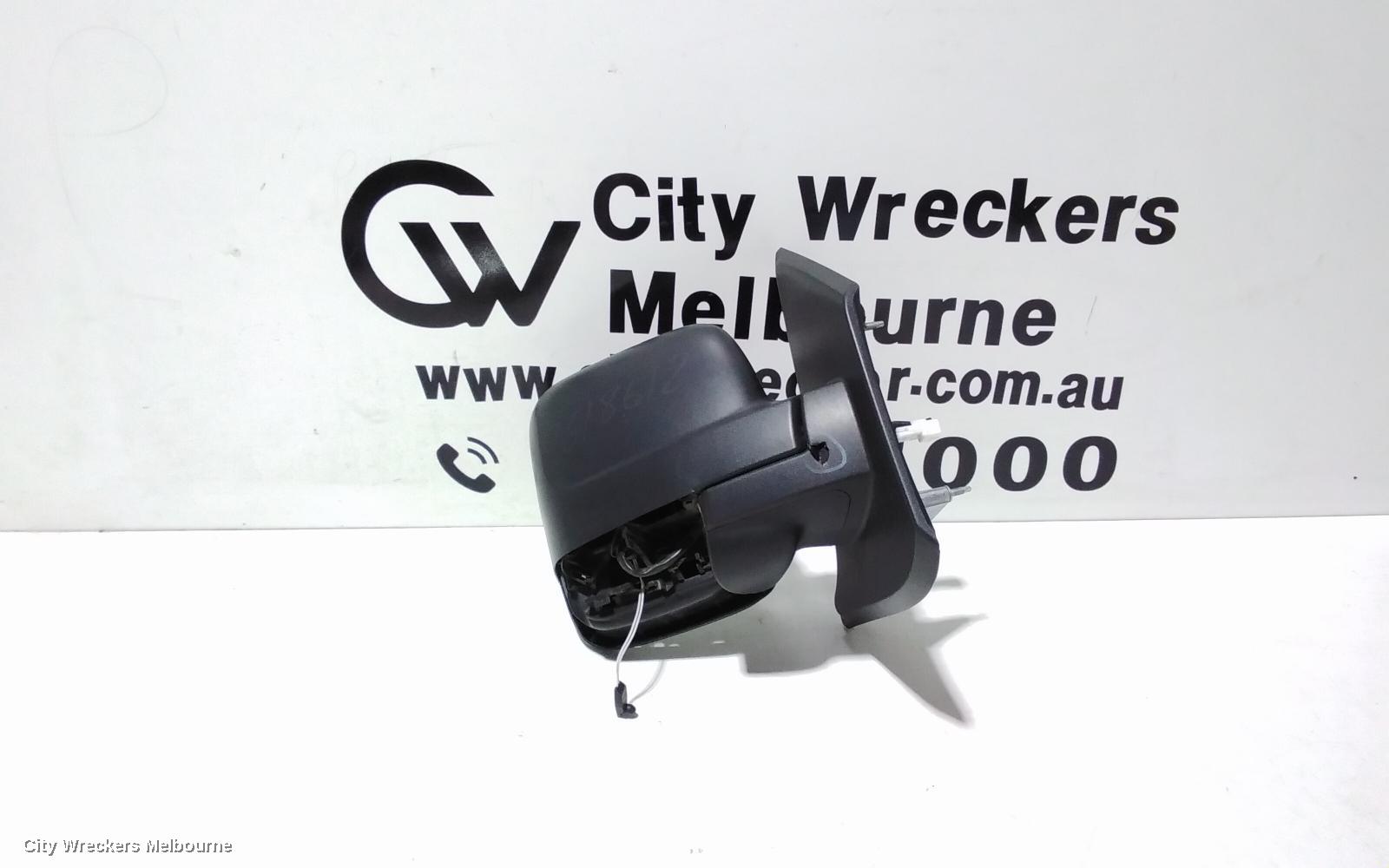 MITSUBISHI EXPRESS RIGHT DOOR MIRROR, SN, BLACK TYPE, 03/2020 ONWARDS