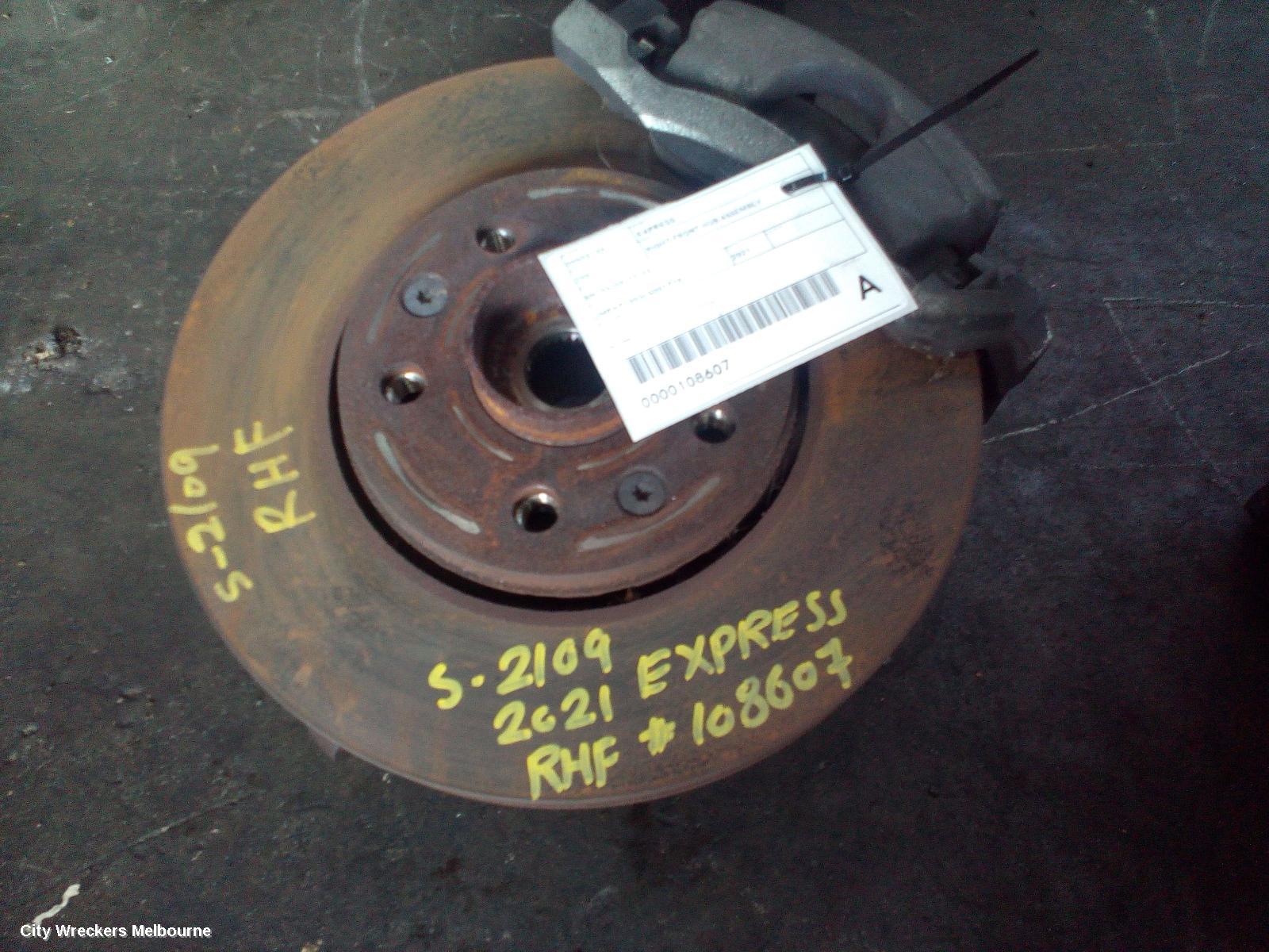 MITSUBISHI EXPRESS RIGHT FRONT HUB ASSEMBLY, SN, 03/2020 - 12/2022