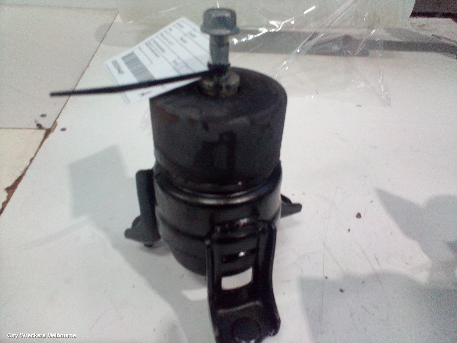 TOYOTA CAMRY MOUNT, XV50, 05/2015 - 10/2017
