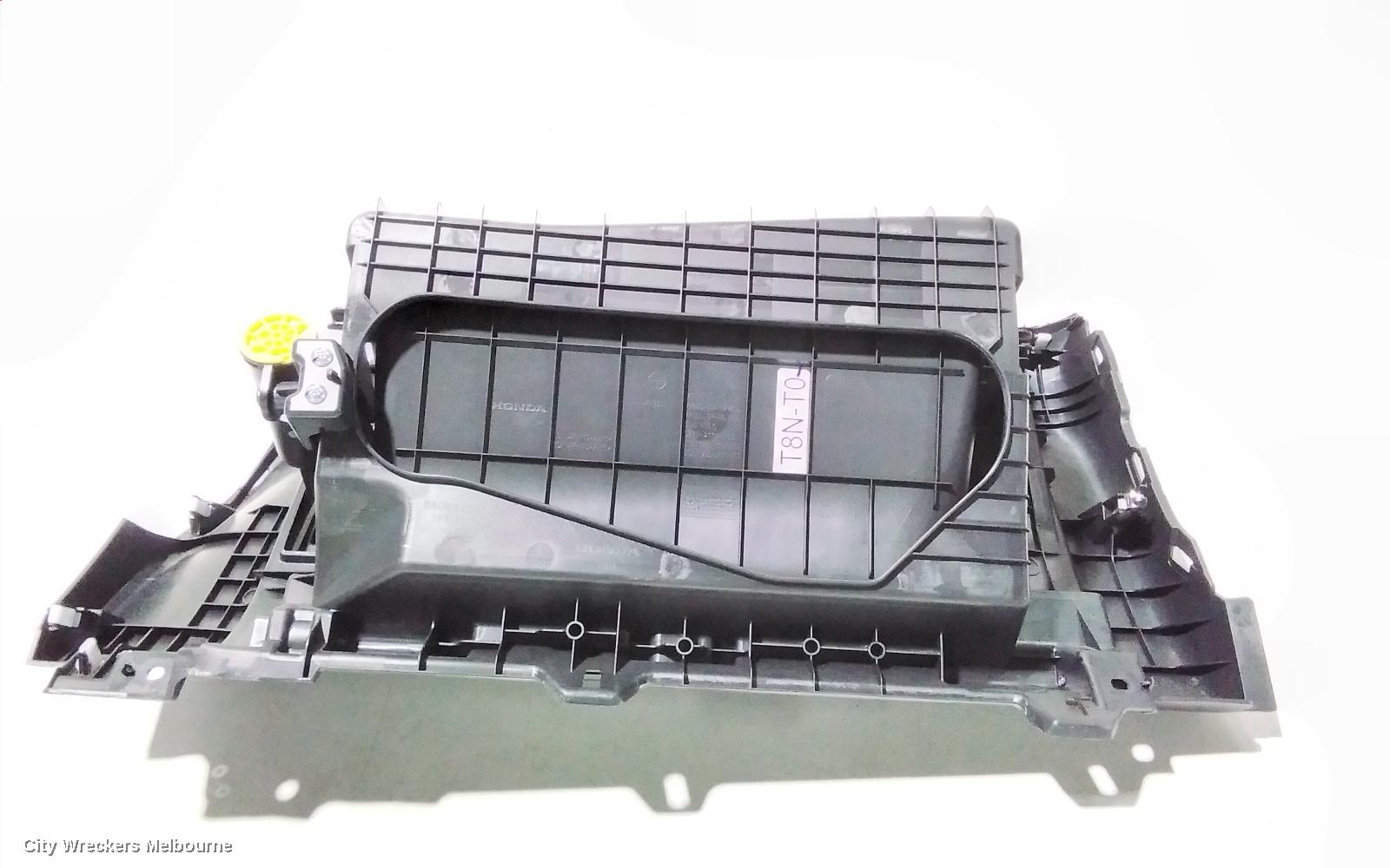 HONDA HRV GLOVE BOX, RU, 12/2014 - 10/2021