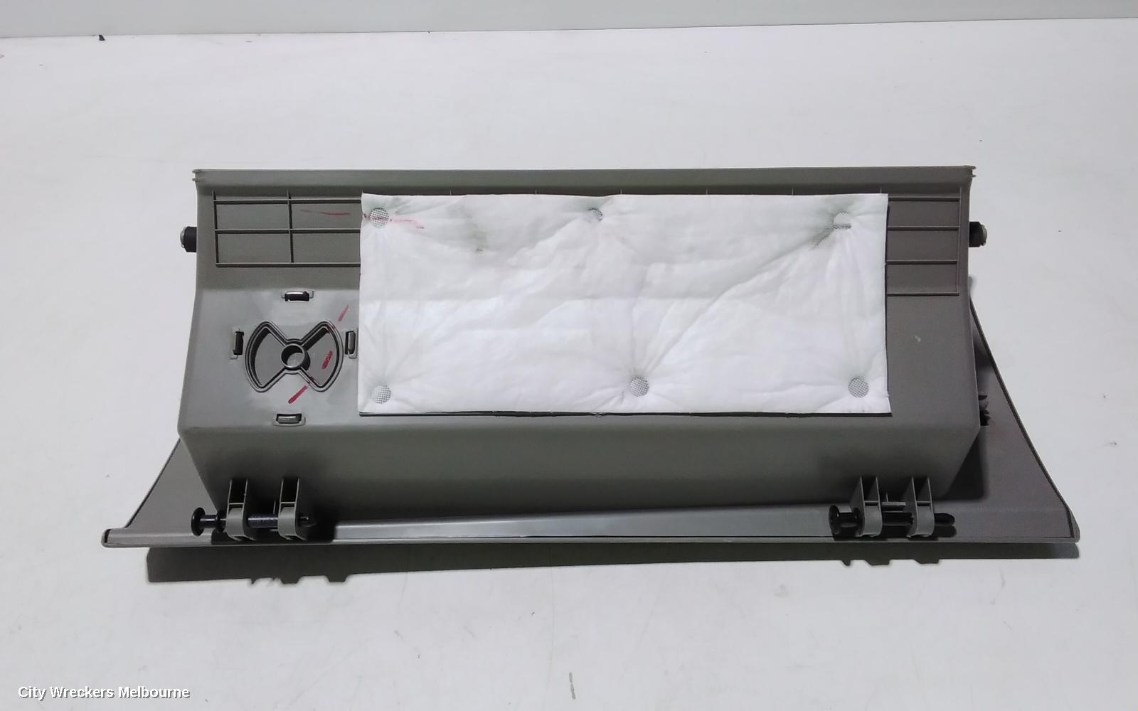 KIA CARNIVAL/GRAND CARNIVAL GLOVE BOX, LOWER, YP, 02/2015 - 10/2020