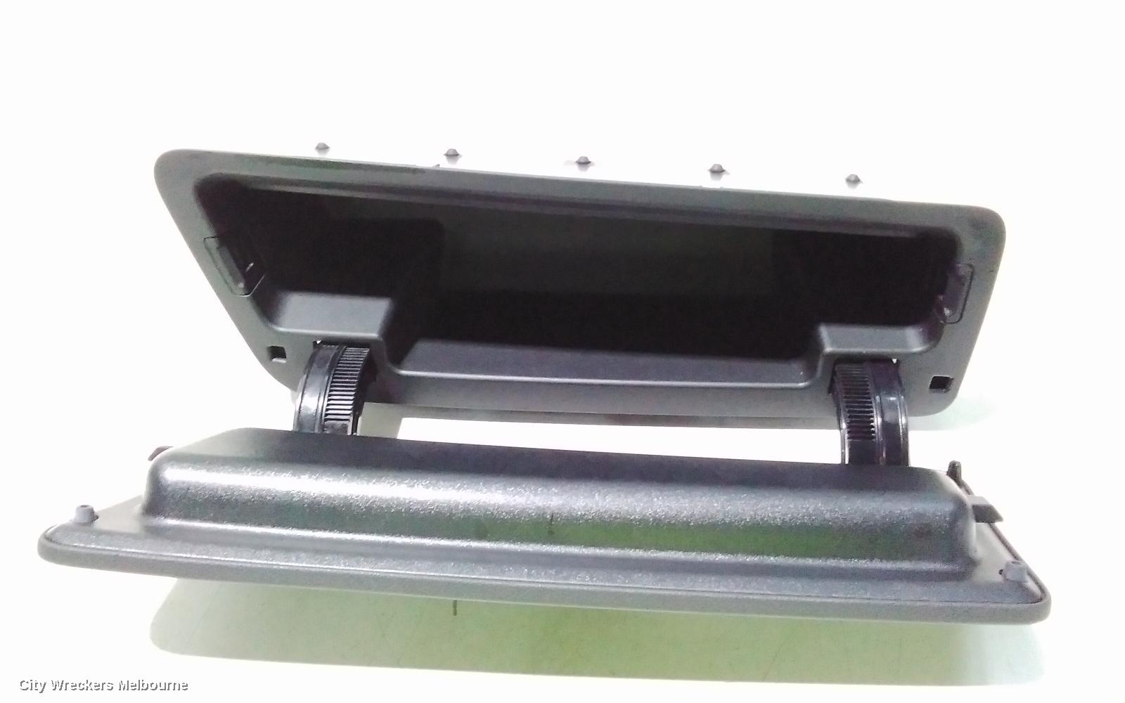 KIA CARNIVAL/GRAND CARNIVAL GLOVE BOX, UPPER, YP, 02/2015 - 10/2020