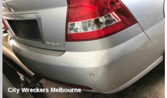 HOLDEN COMMODORE RIGHT HEADLAMP, VZ, ADVENTRA/BERLINA, PROJECTOR TYPE (CHROME), 08/2004 - 09/2007