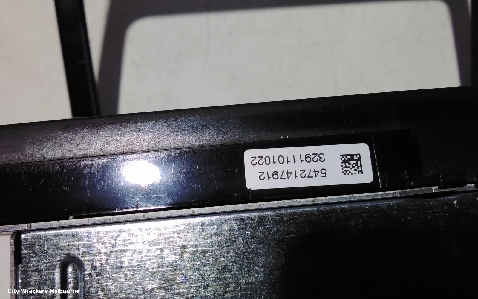 VOLKSWAGEN CADDY RADIO/CD/DVD/SAT/TV, CD PLAYER (RCD210), 2K, 08/2010 - 06/2015