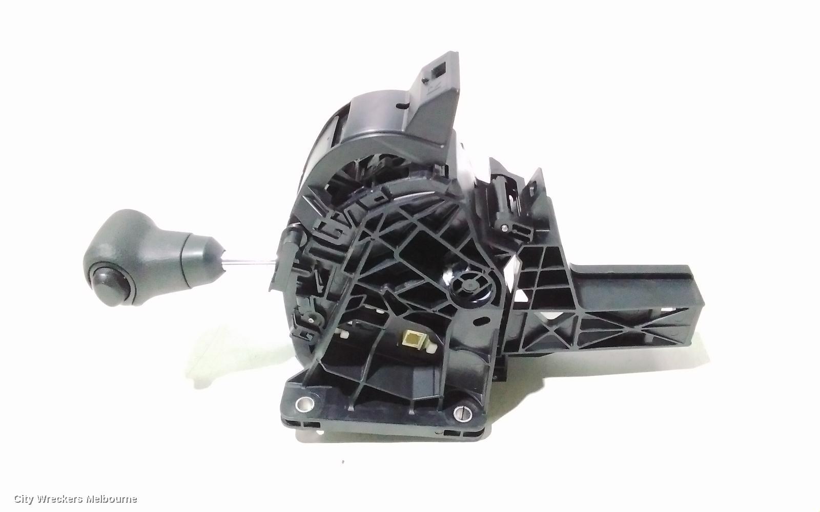 TOYOTA HIACE GEAR STICK/SHIFTER, 300 SERIES, AUTO T/M, 02/2019 ONWARDS