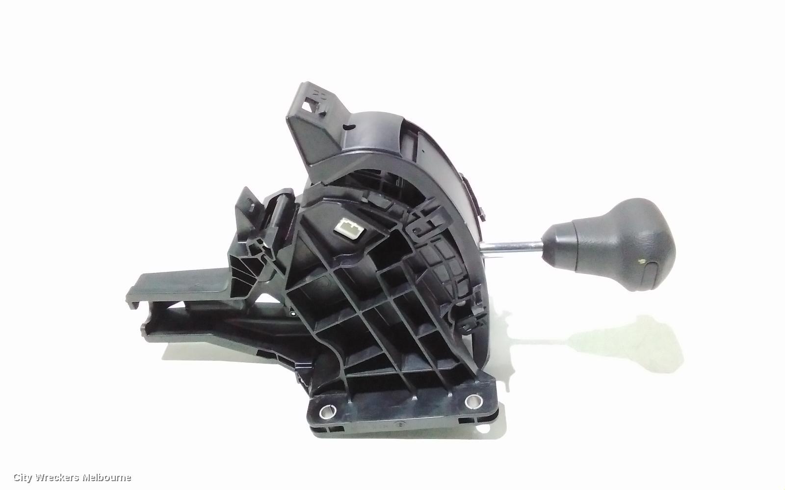 TOYOTA HIACE GEAR STICK/SHIFTER, 300 SERIES, AUTO T/M, 02/2019 ONWARDS