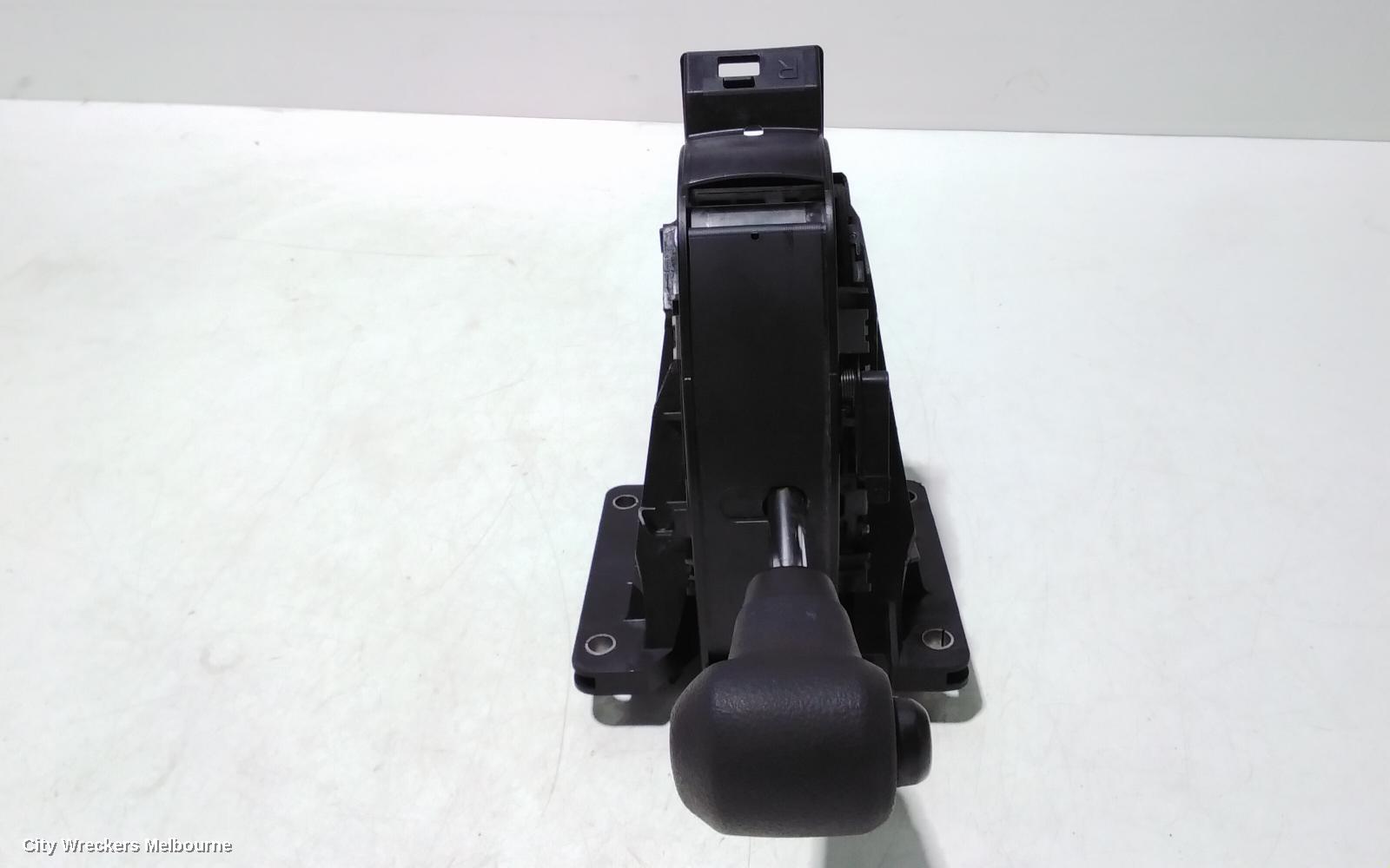 TOYOTA HIACE GEAR STICK/SHIFTER, 300 SERIES, AUTO T/M, 02/2019 ONWARDS