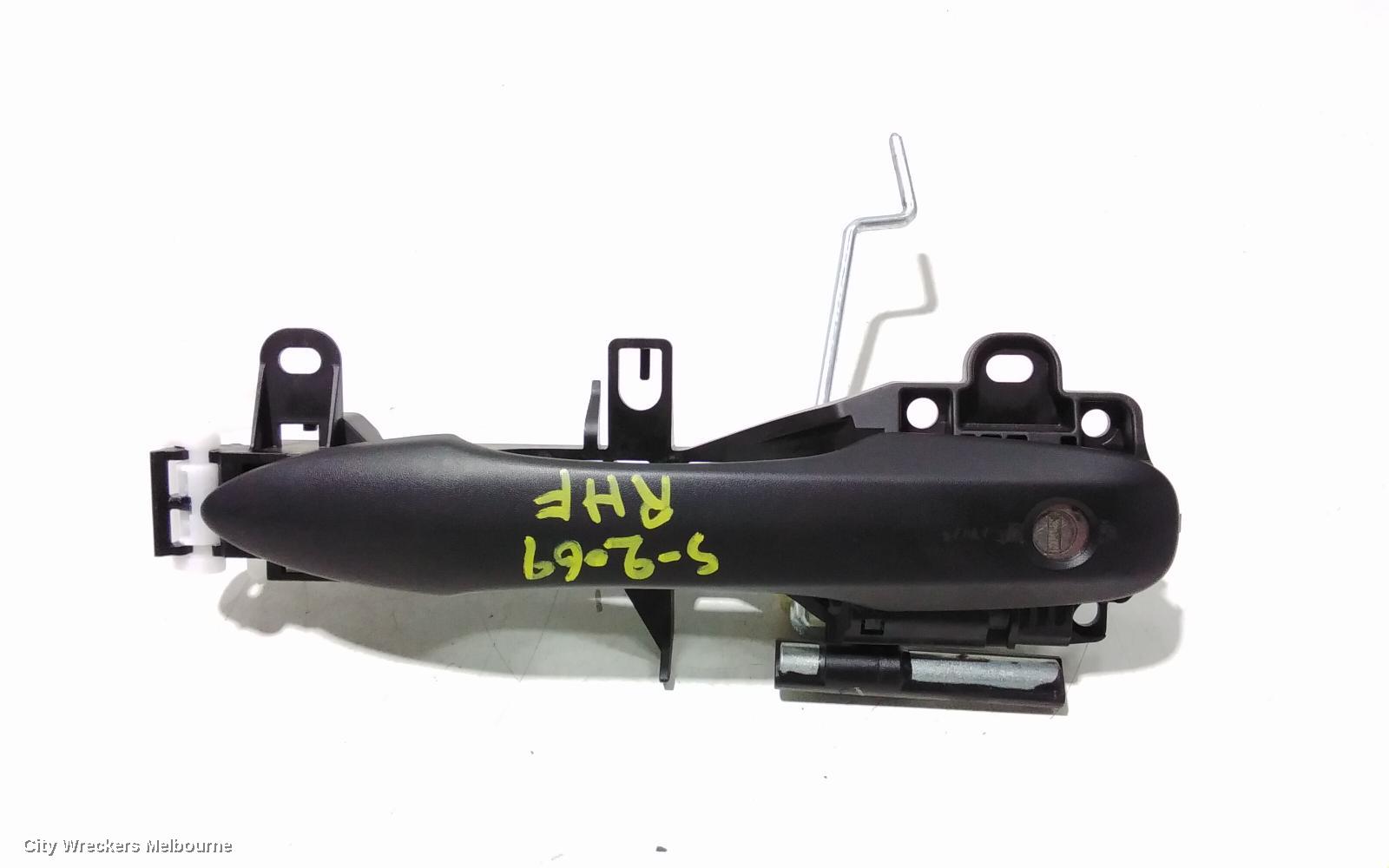 TOYOTA HIACE DOOR HANDLE, OUTER, RH FRONT, BLACK, 300 SERIES, 04/2019 ONWARDS