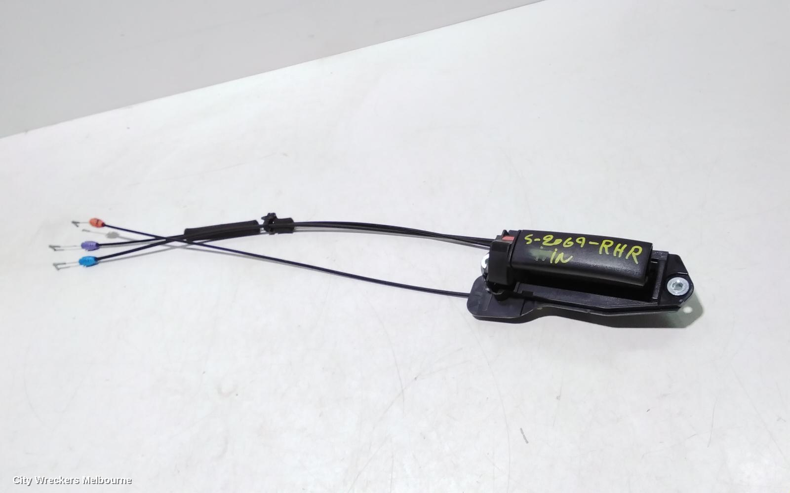 TOYOTA HIACE DOOR HANDLE, INNER, RH REAR, 300 SERIES, 04/2019 ONWARDS