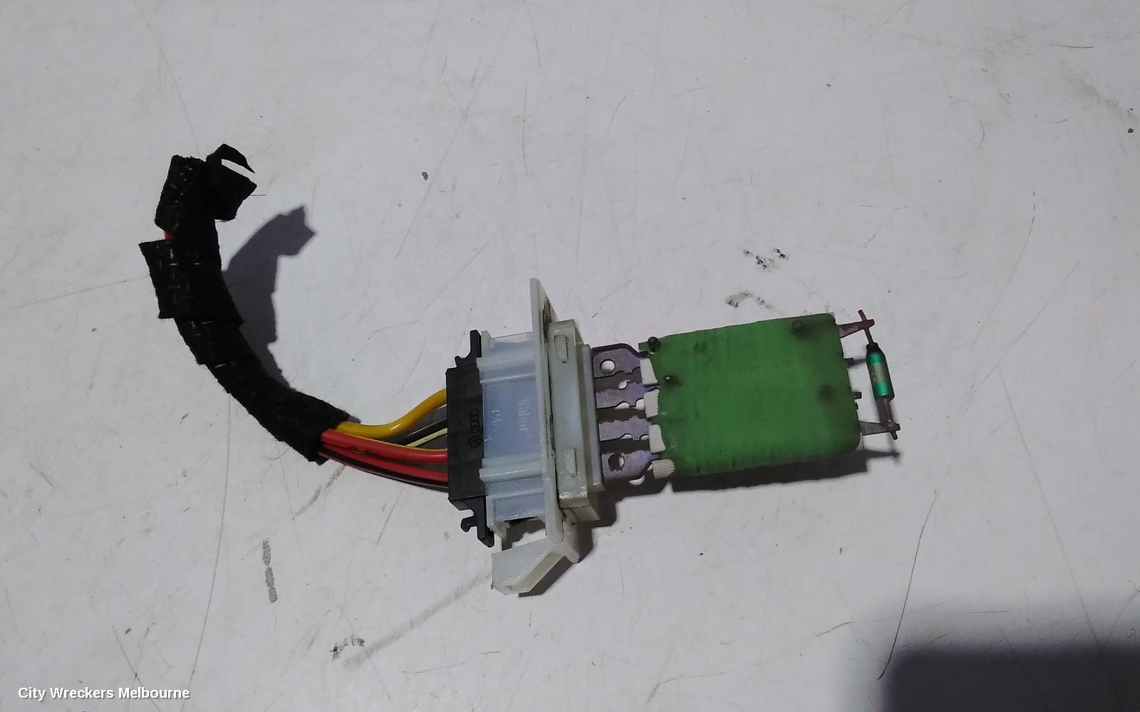 VOLKSWAGEN CADDY FAN SPEED RESISTOR, 2K, P/N 1K0959263A, 12/2004 - 06/2015