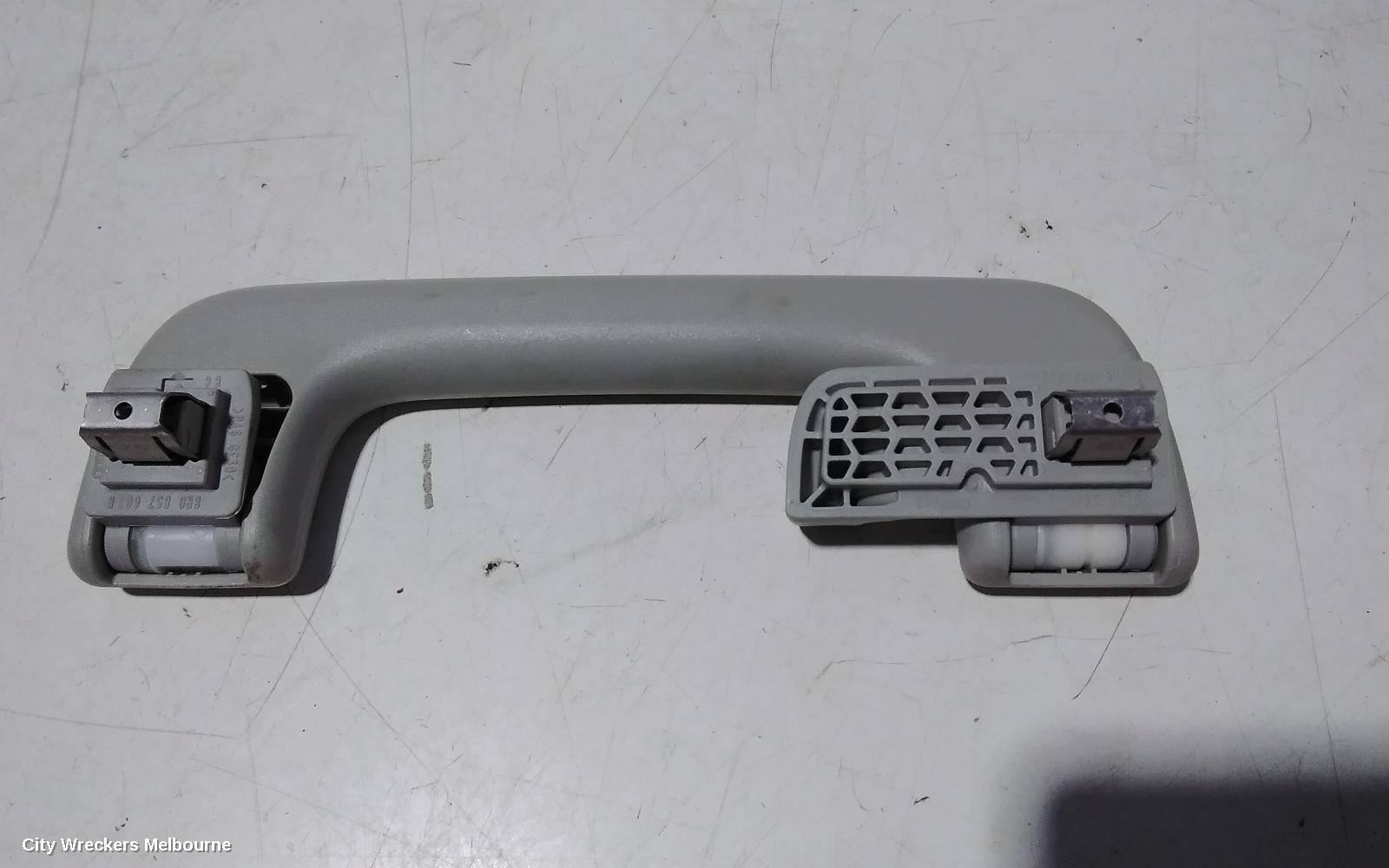 AUDI Q7 GRAB HANDLE, 4M, 07/2015 ONWARDS