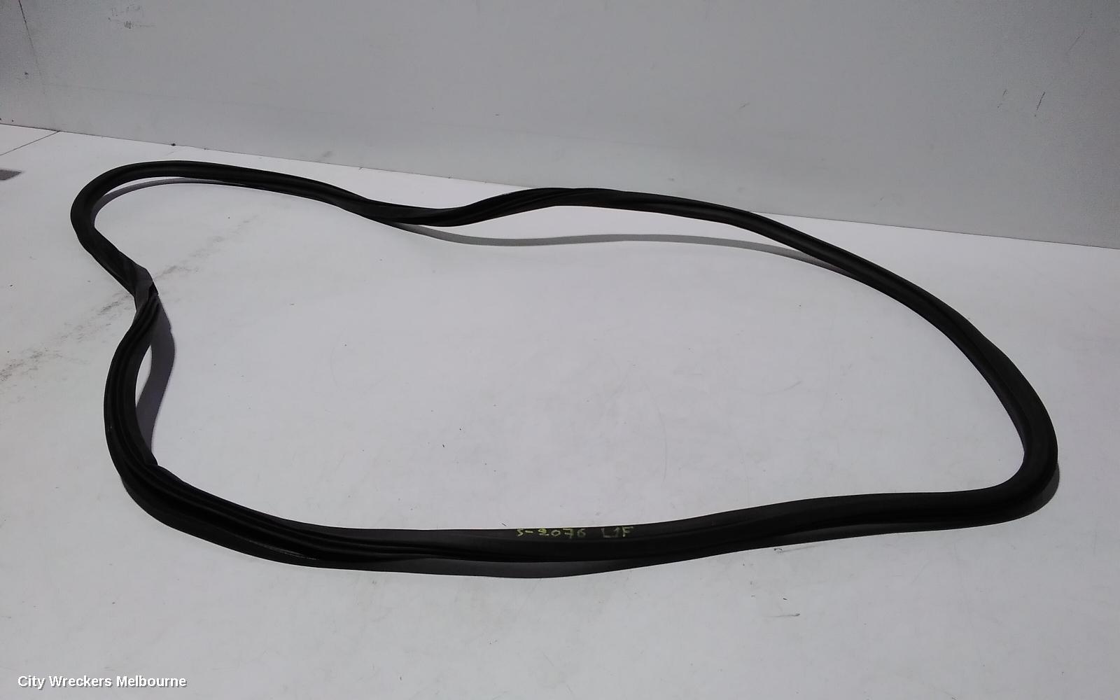 AUDI Q7 SEAL, LHF DOOR SEAL ON THE BODY: 94908, 4M, 07/2015 ONWARDS