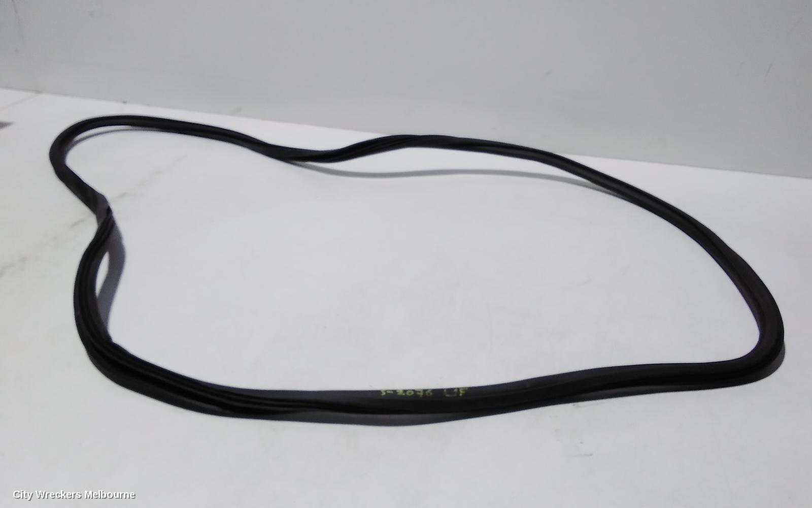 AUDI Q7 SEAL, LHF DOOR SEAL ON THE BODY: 94908, 4M, 07/2015 ONWARDS