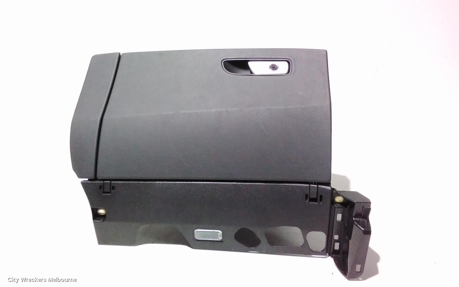 AUDI Q7 GLOVE BOX, 4M, 07/2015 ONWARDS