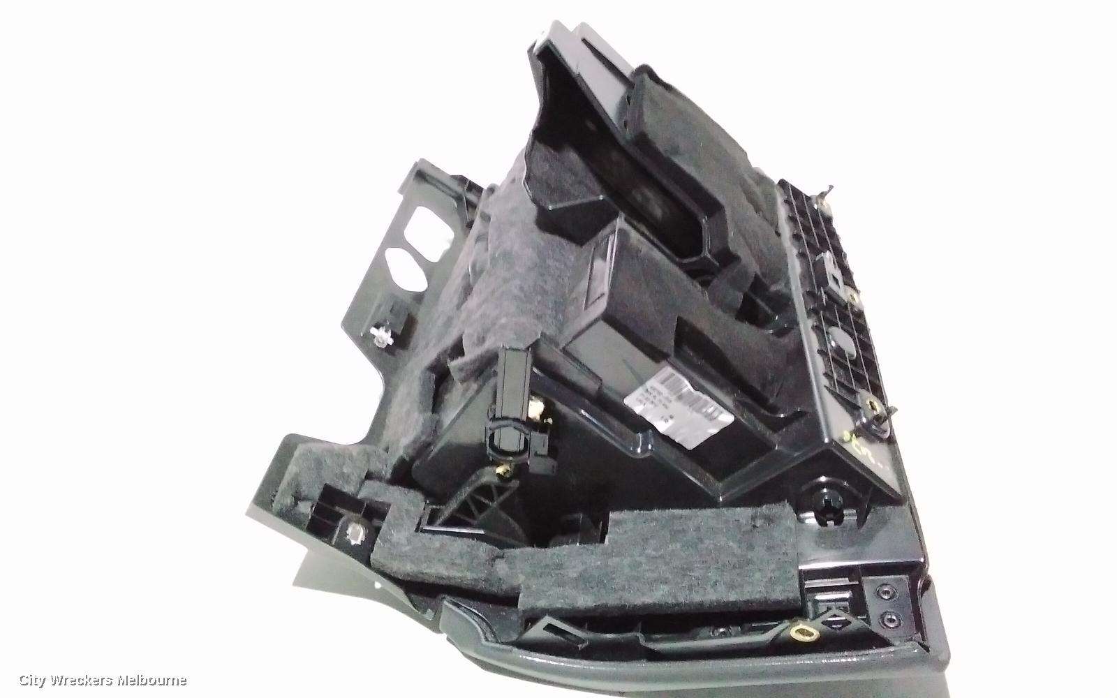 AUDI Q7 GLOVE BOX, 4M, 07/2015 ONWARDS