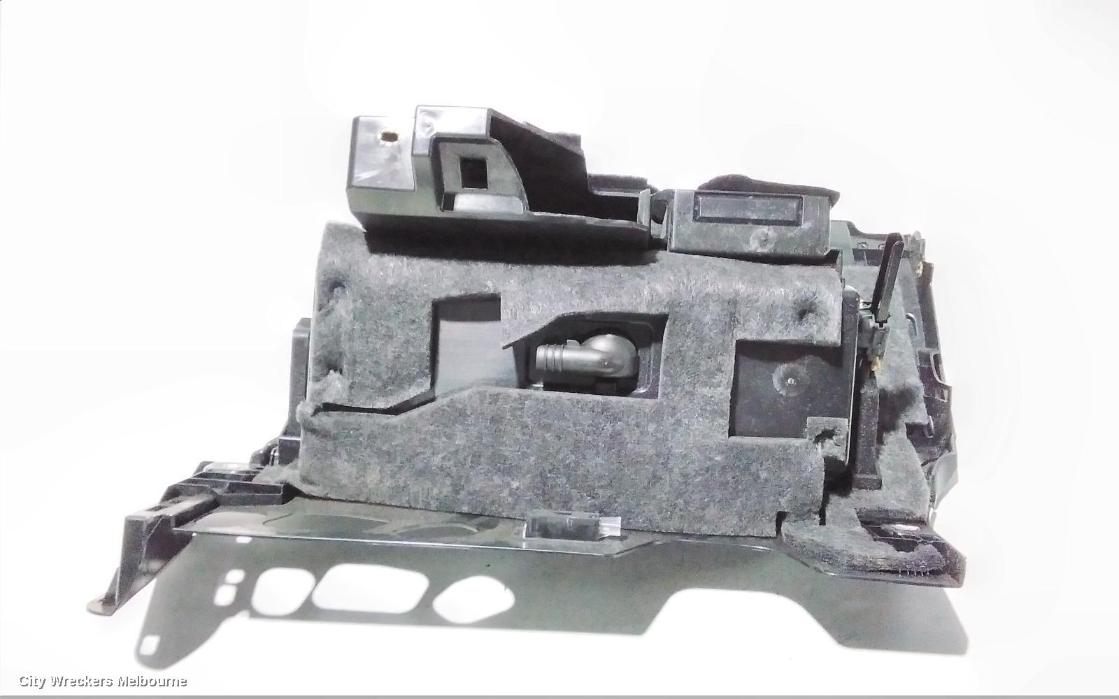 AUDI Q7 GLOVE BOX, 4M, 07/2015 ONWARDS